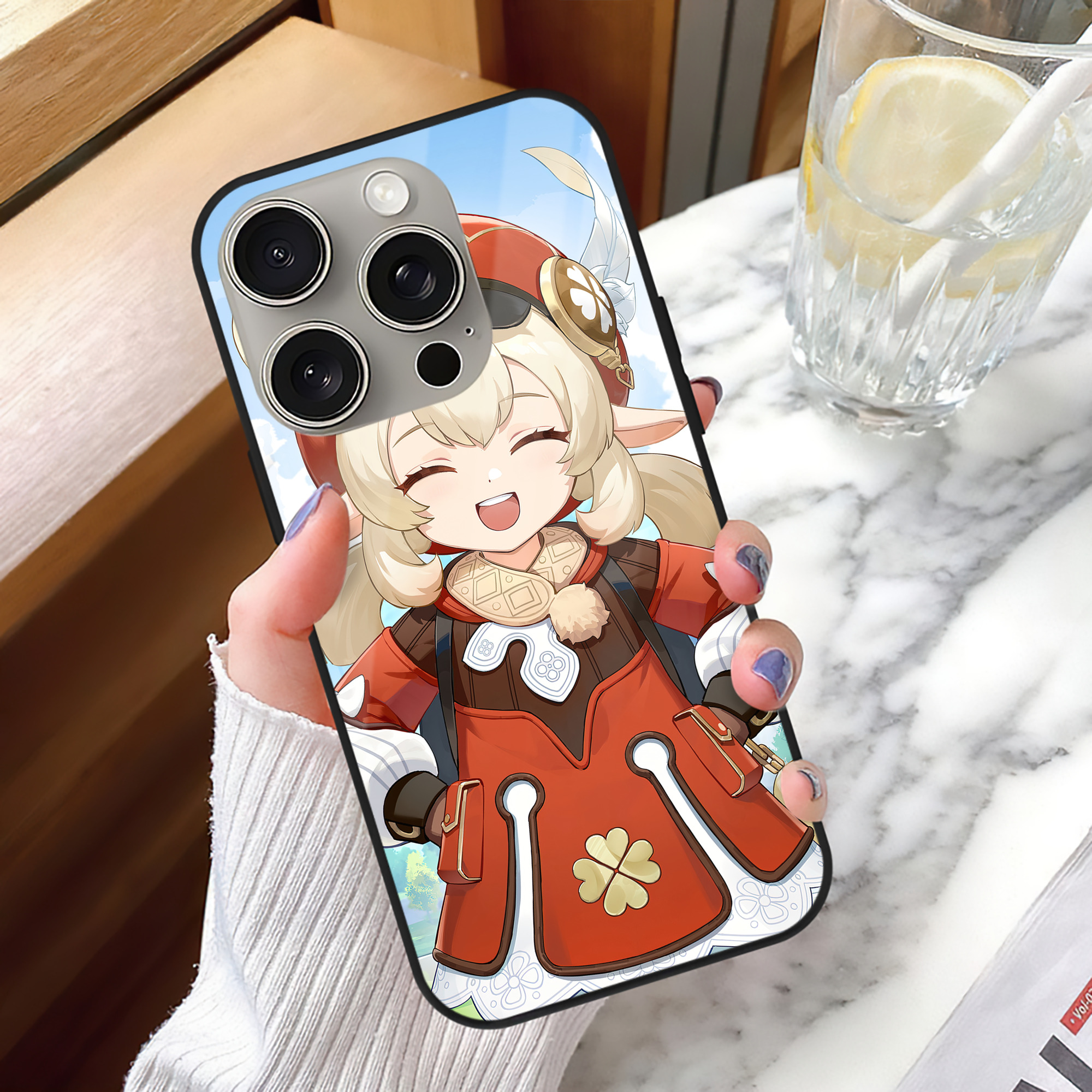 げんし神 genshin 【iPhone15Pro対応】スマホケース 耐衝撃＆黄変防止 背面ガラス