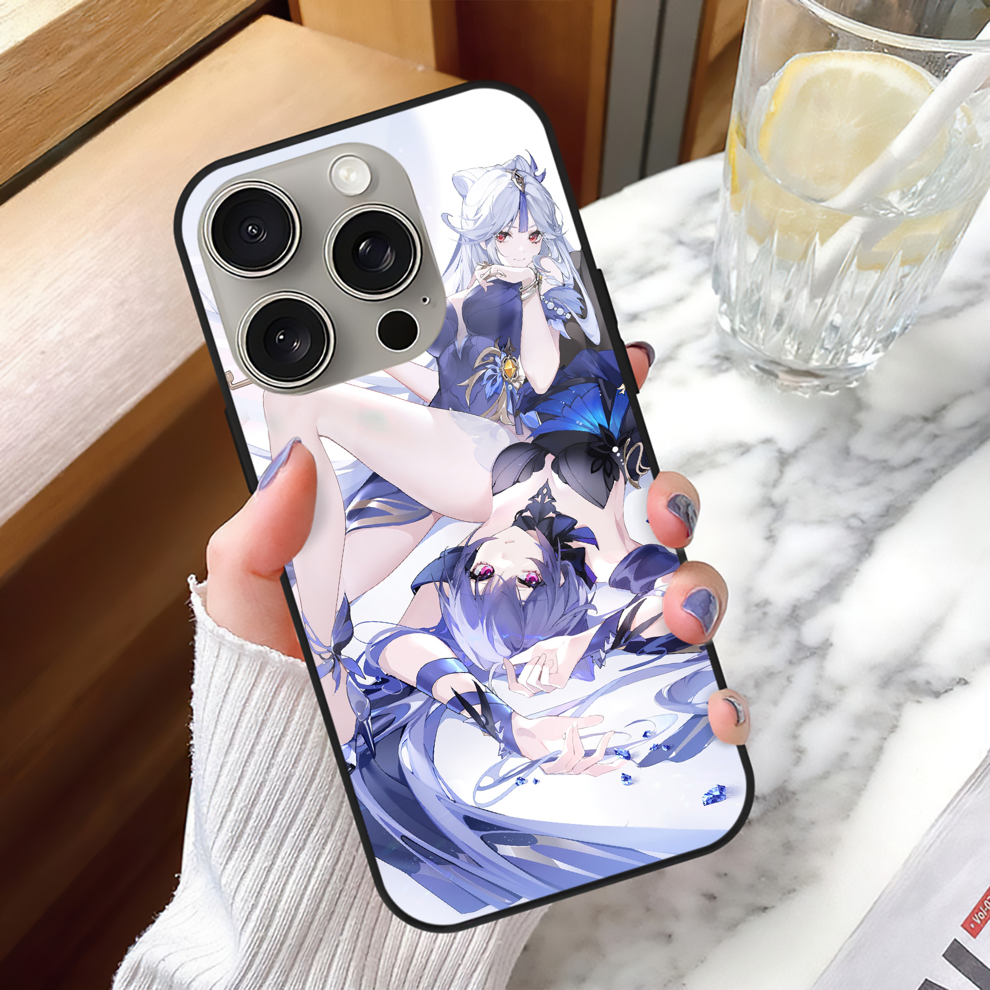 げんし神 genshin 【iPhone15Pro対応】スマホケース 耐衝撃＆黄変防止 背面ガラス