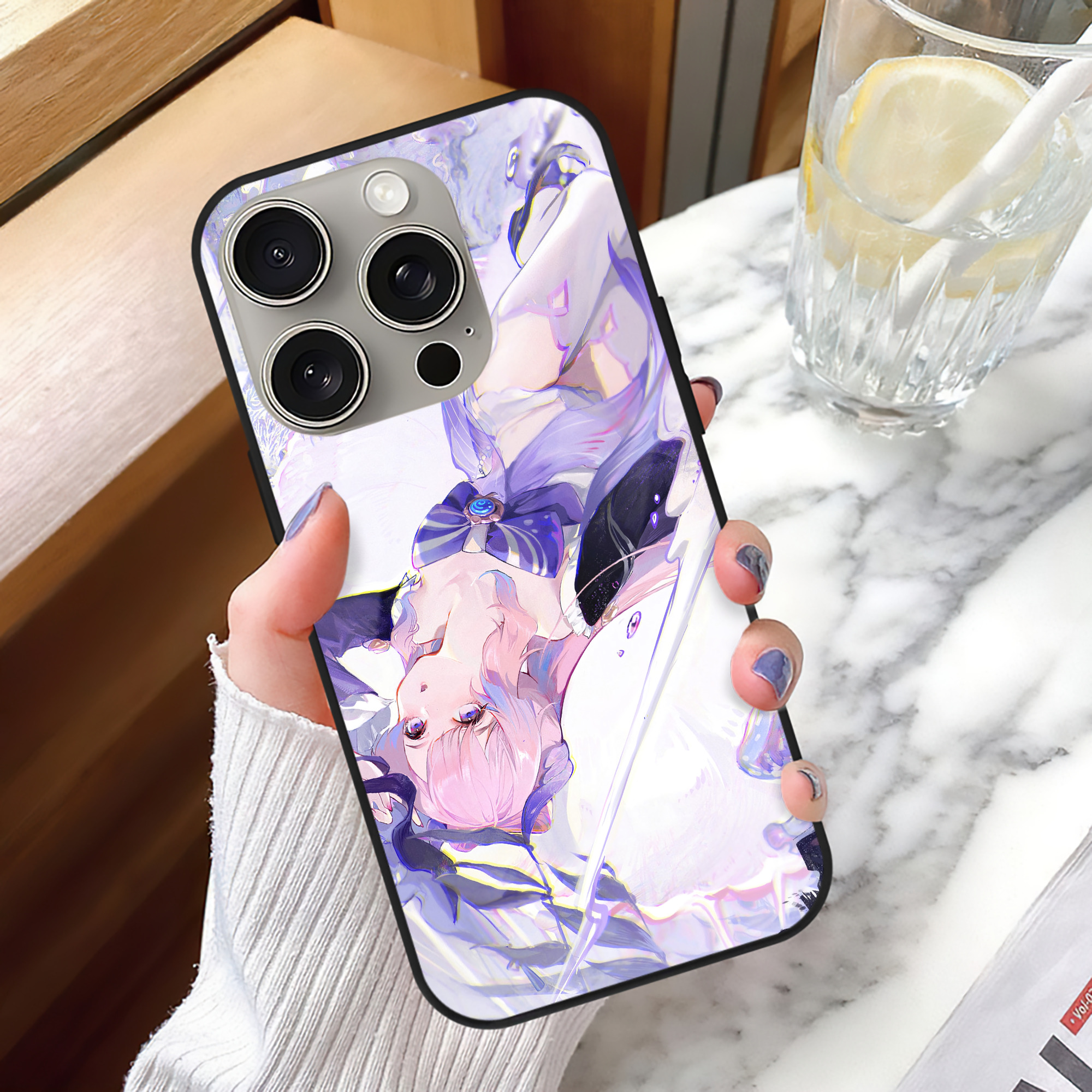 げんし神 genshin 【iPhone15Pro対応】スマホケース 耐衝撃＆黄変防止 背面ガラス