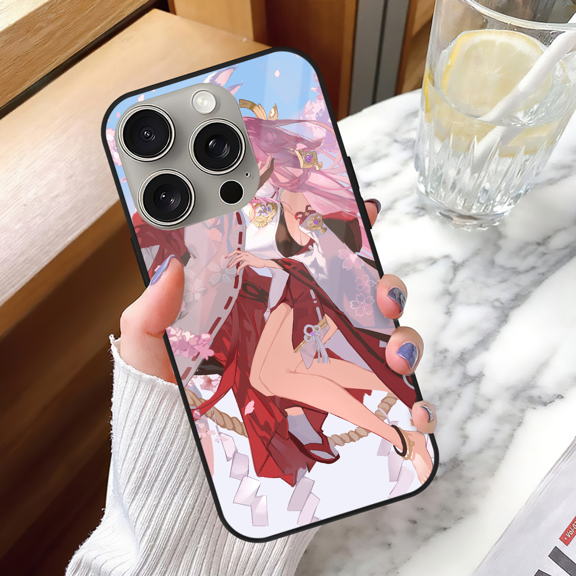 げんし神 genshin 【iPhone15Pro対応】スマホケース 耐衝撃＆黄変防止 背面ガラス