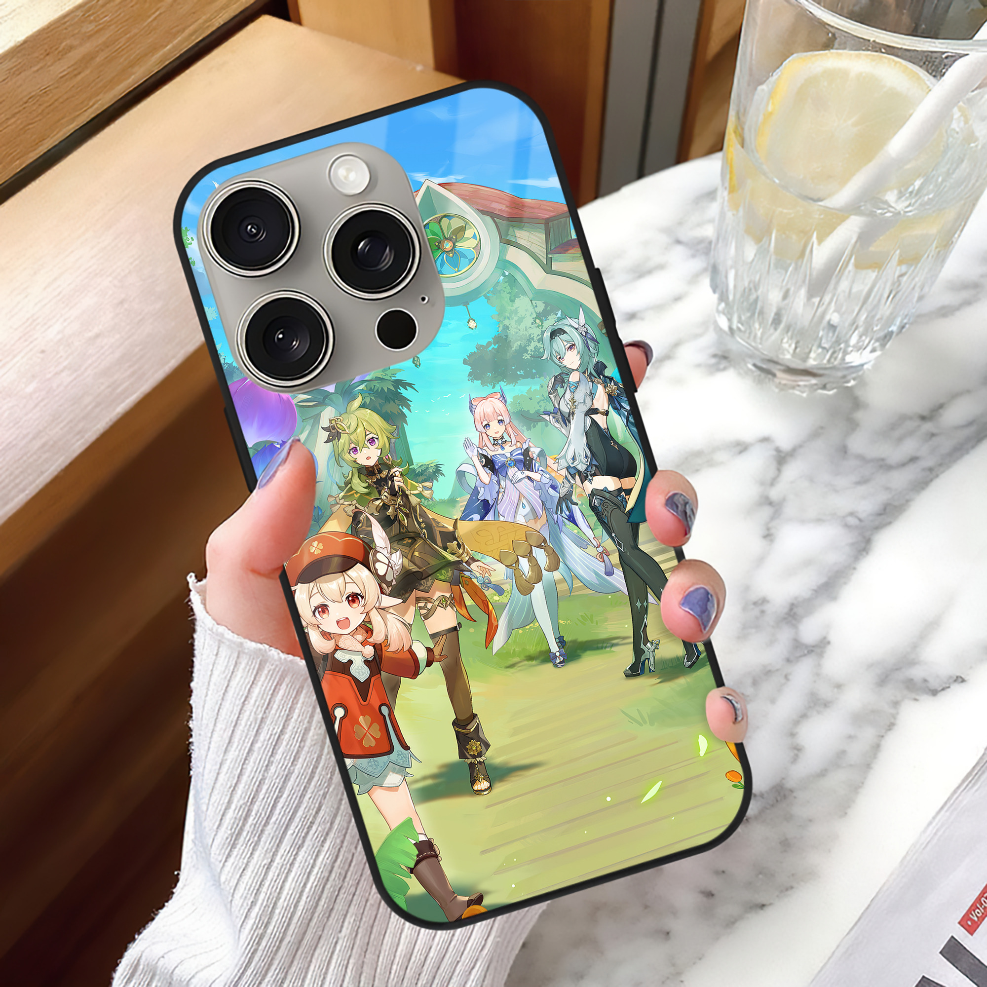 げんし神 genshin 【iPhone15Pro対応】スマホケース 耐衝撃＆黄変防止 背面ガラス