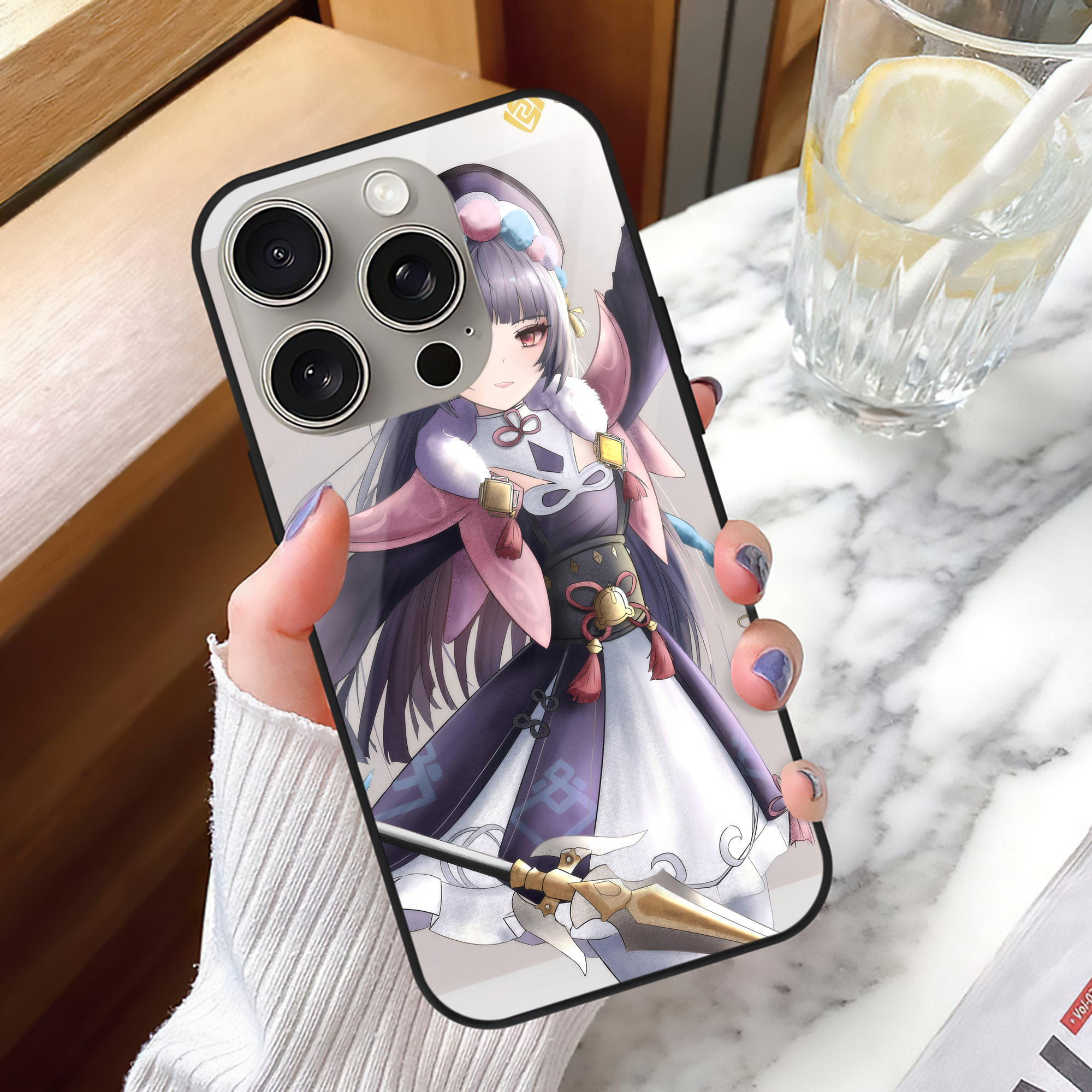 げんし神 genshin 【iPhone15Pro対応】スマホケース 耐衝撃＆黄変防止 背面ガラス