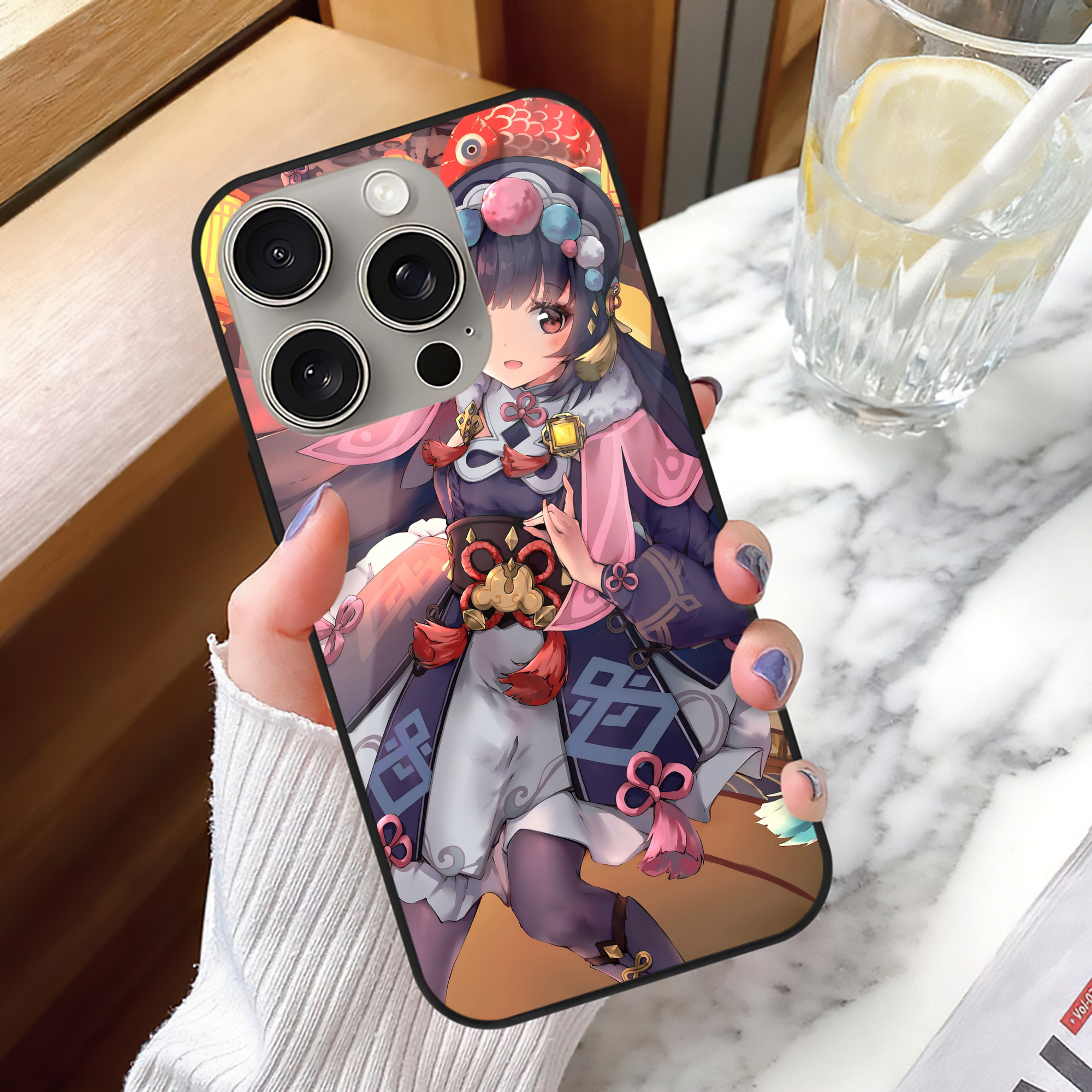 げんし神 genshin 【iPhone15Pro対応】スマホケース 耐衝撃＆黄変防止 背面ガラス