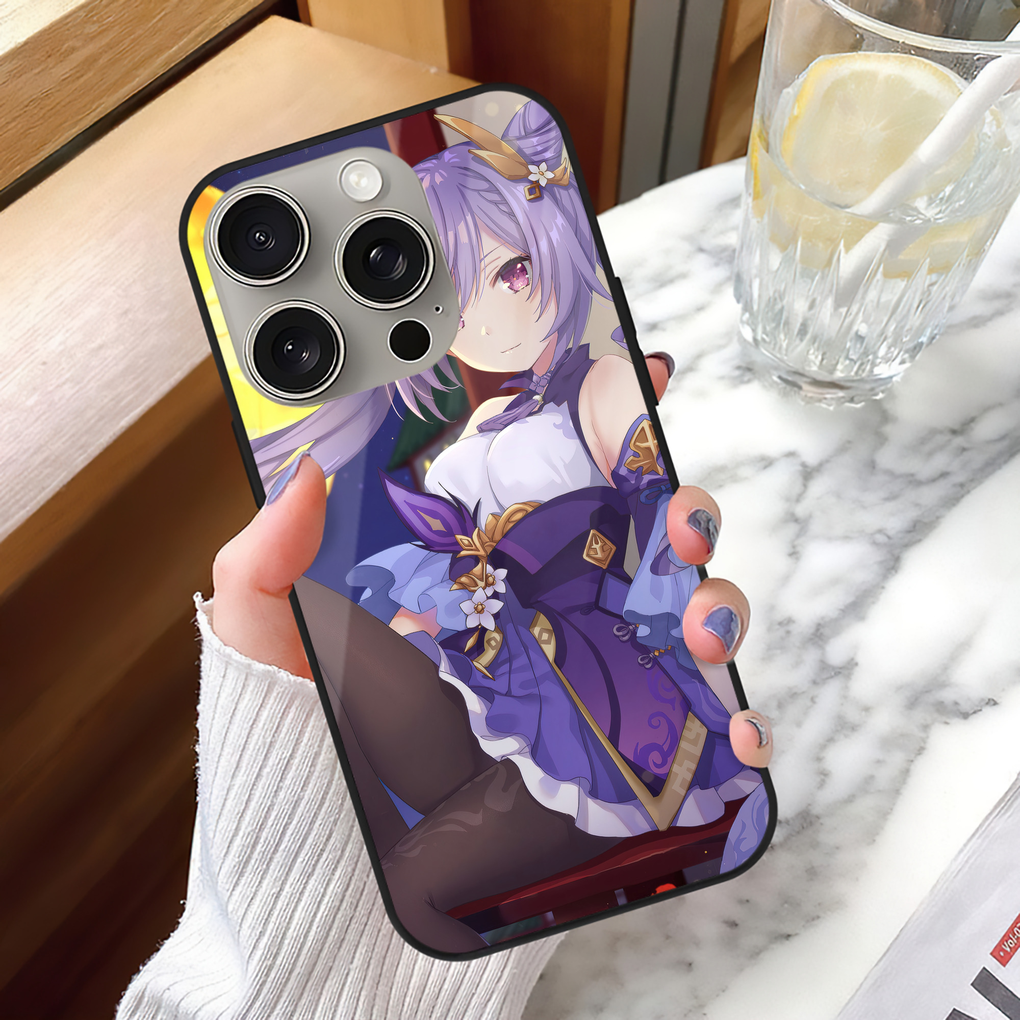 げんし神 genshin 【iPhone15Pro対応】スマホケース 耐衝撃＆黄変防止 背面ガラス