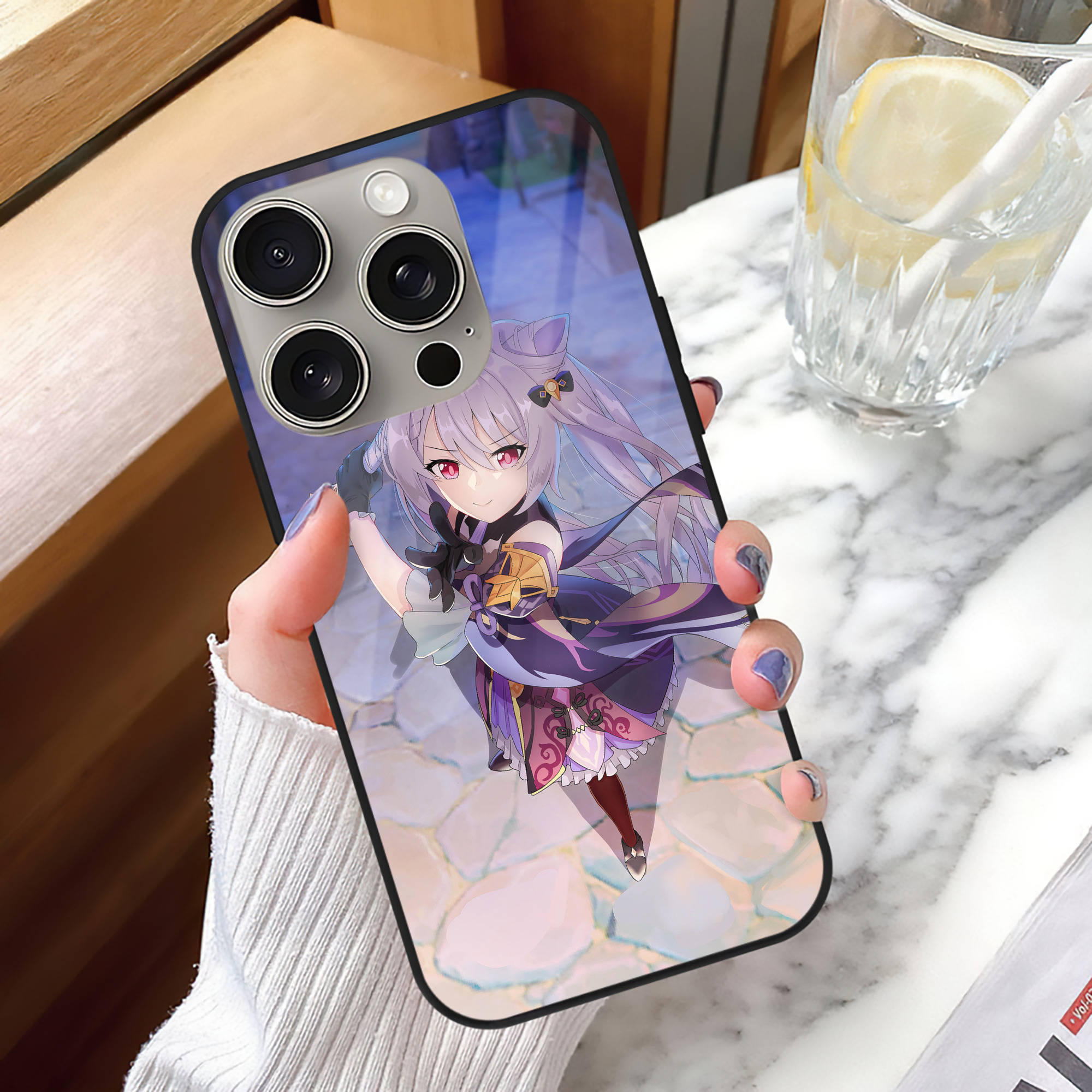 げんし神 genshin 【iPhone15Pro対応】スマホケース 耐衝撃＆黄変防止 背面ガラス