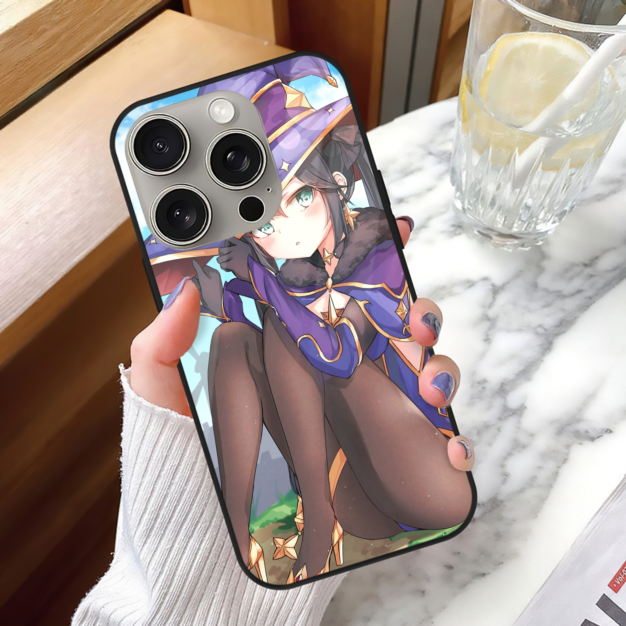 げんし神 genshin 【iPhone15Pro対応】スマホケース 耐衝撃＆黄変防止 背面ガラス