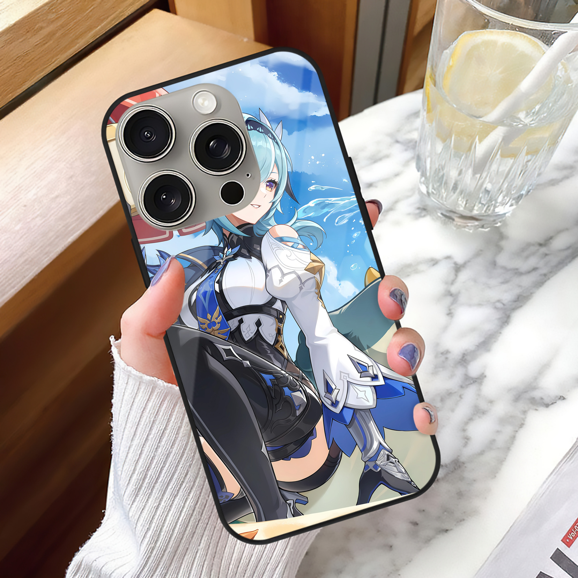 げんし神 genshin 【iPhone15Pro対応】スマホケース 耐衝撃＆黄変防止 背面ガラス