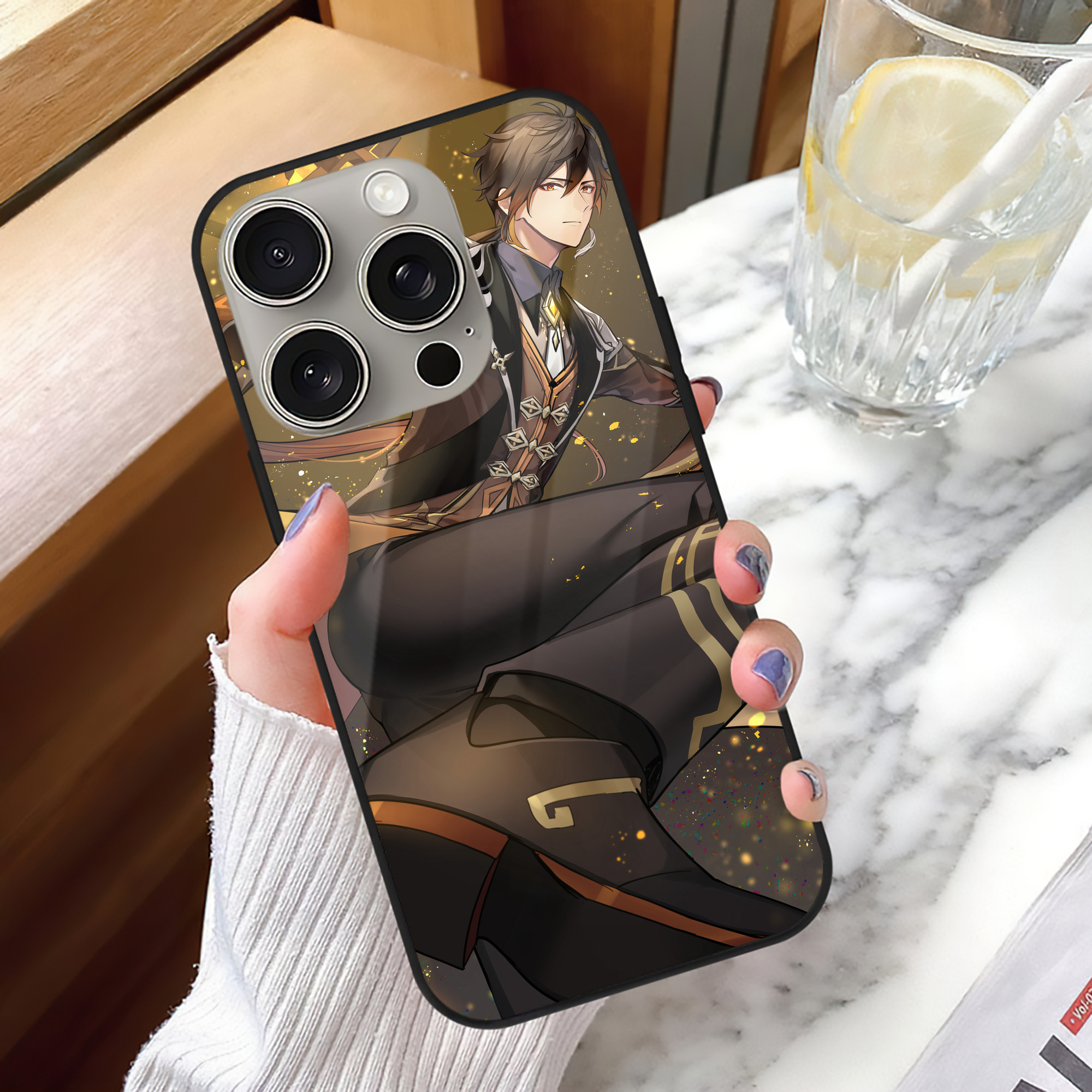 げんし神 genshin 【iPhone15Pro対応】スマホケース 耐衝撃＆黄変防止 背面ガラス