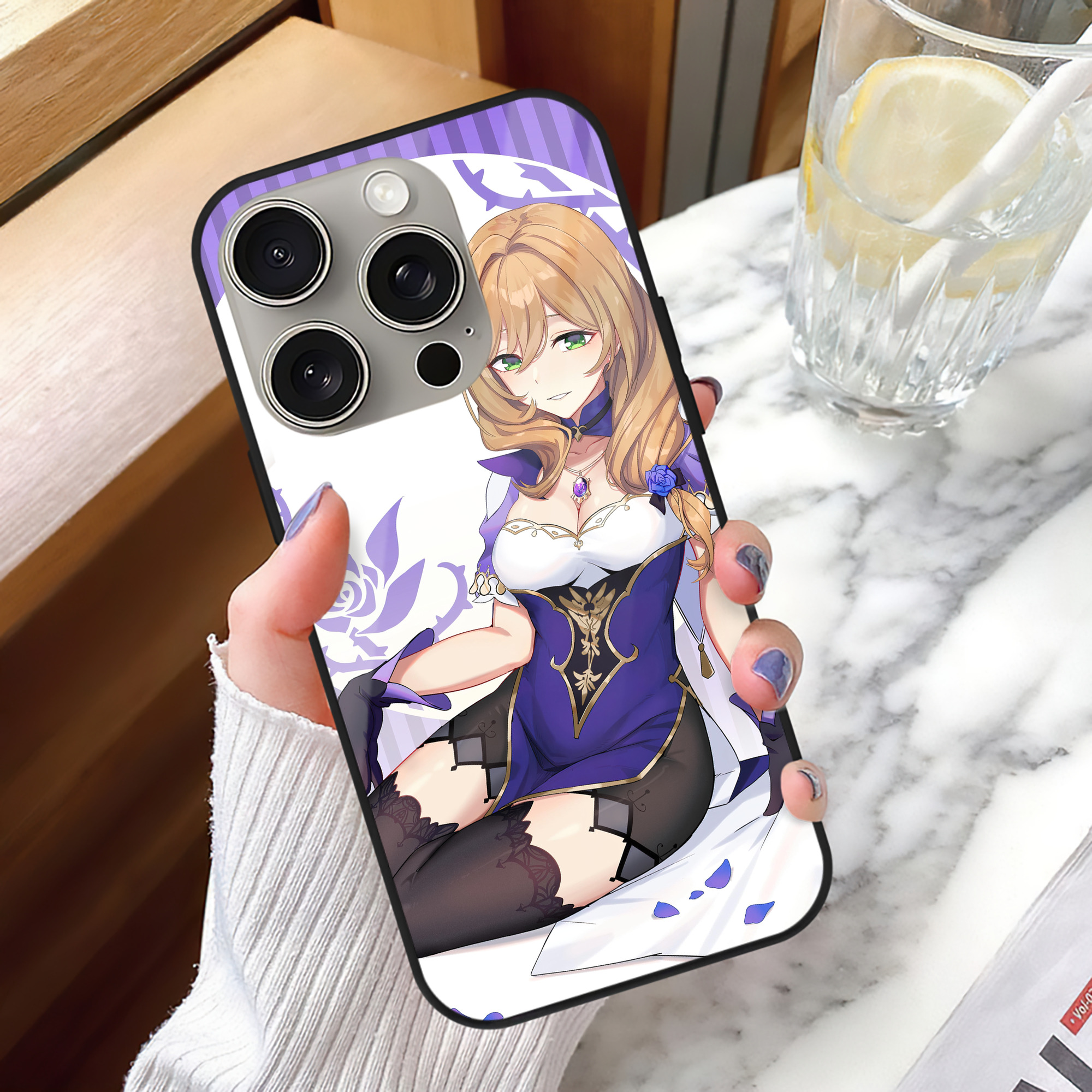 げんし神 genshin 【iPhone15Pro対応】スマホケース 耐衝撃＆黄変防止 背面ガラス