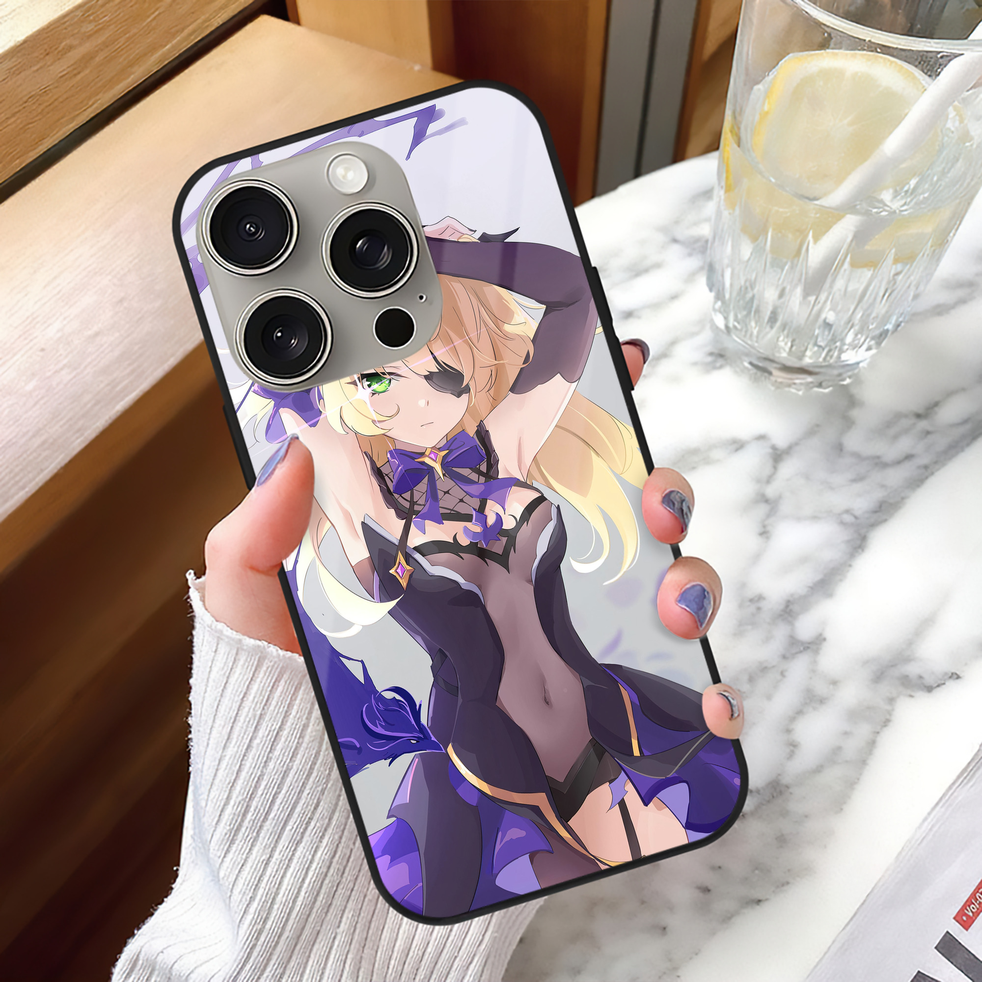 げんし神 genshin 【iPhone15Pro対応】スマホケース 耐衝撃＆黄変防止 背面ガラス