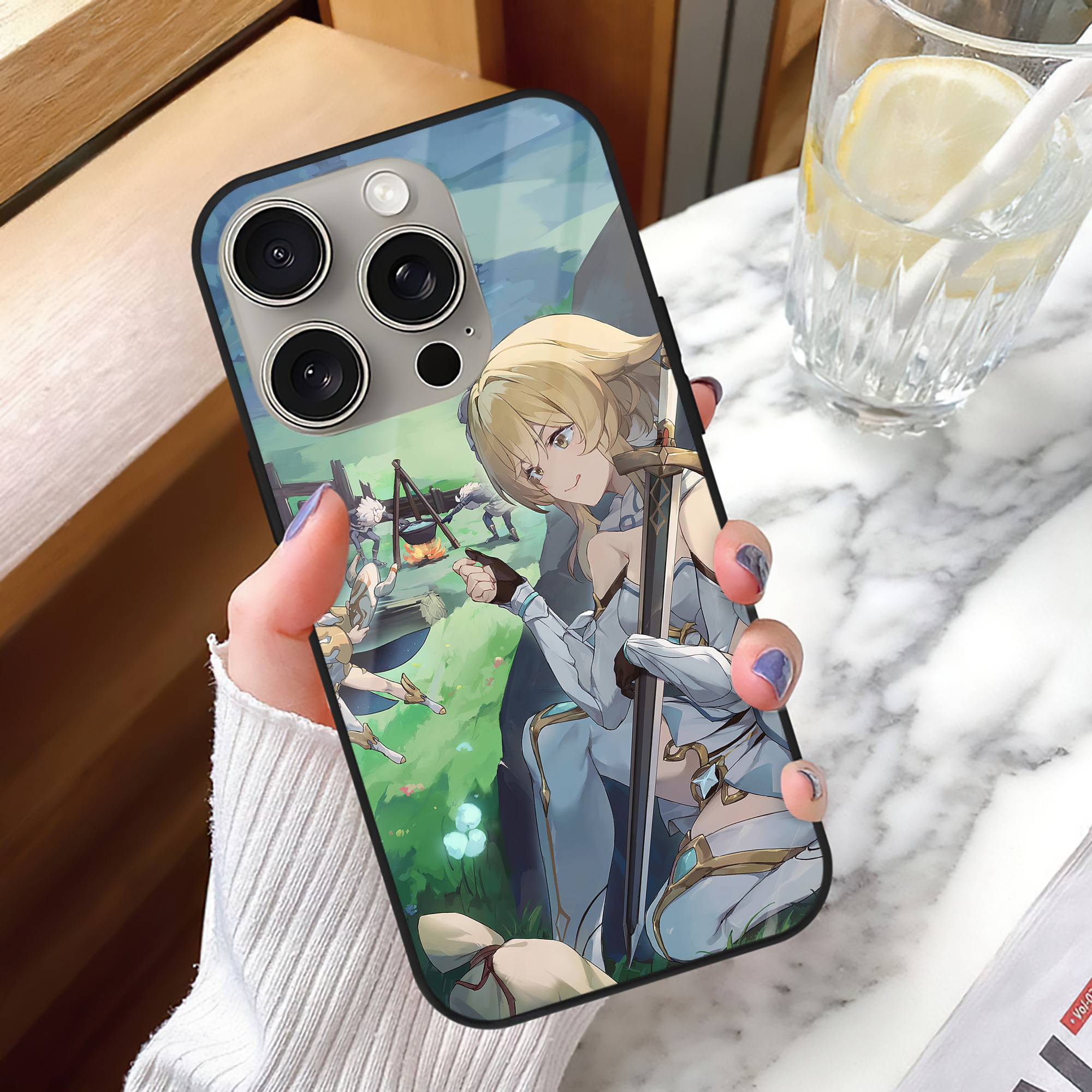 げんし神 genshin 【iPhone15Pro対応】スマホケース 耐衝撃＆黄変防止 背面ガラス