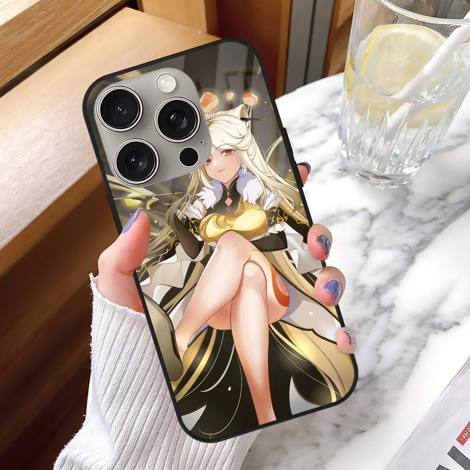 げんし神 genshin 【iPhone15Pro対応】スマホケース 耐衝撃＆黄変防止 背面ガラス