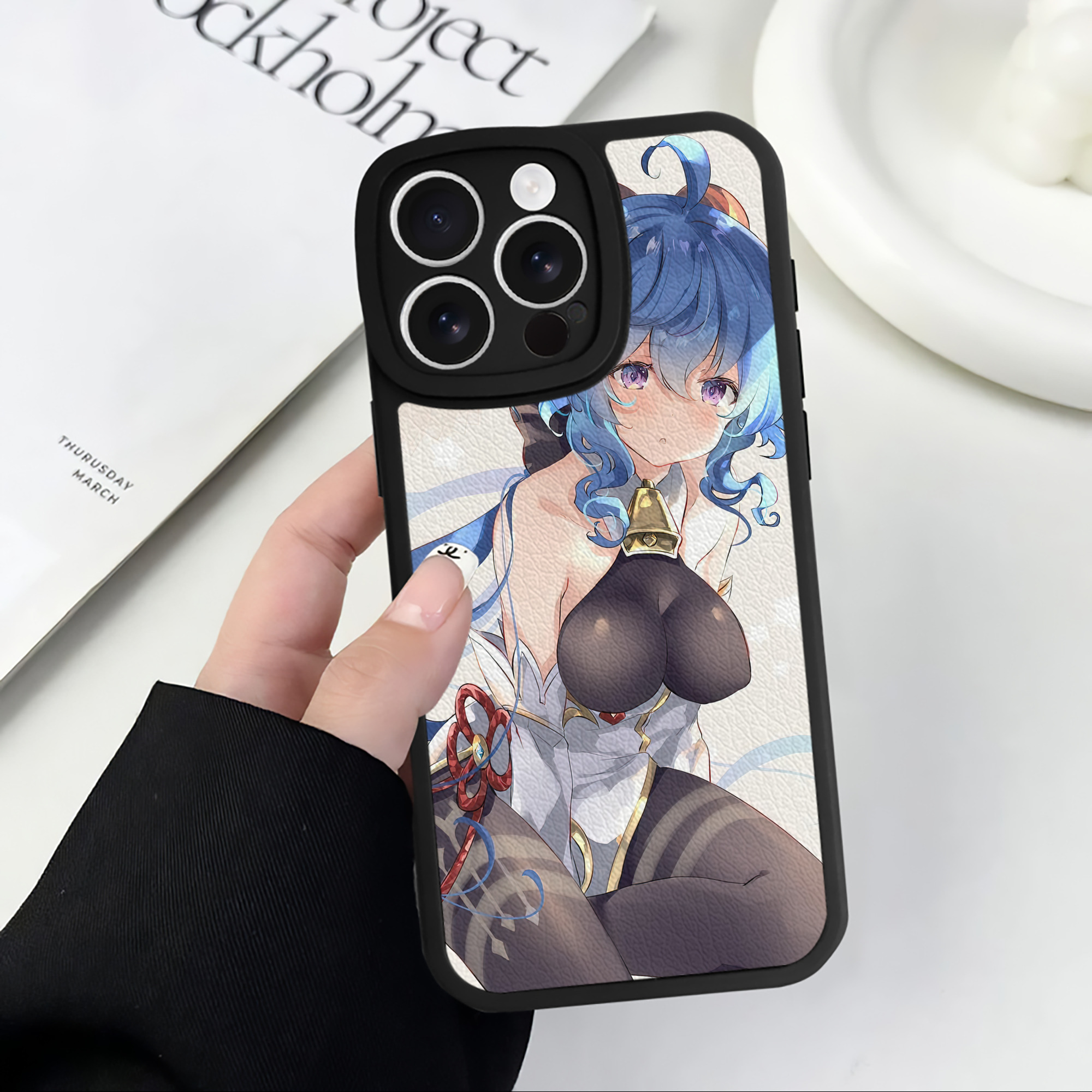 げんし神 genshin 【iPhone 16シリーズ対応】シリコンスマホケース（レザー調） 材質：シリコン