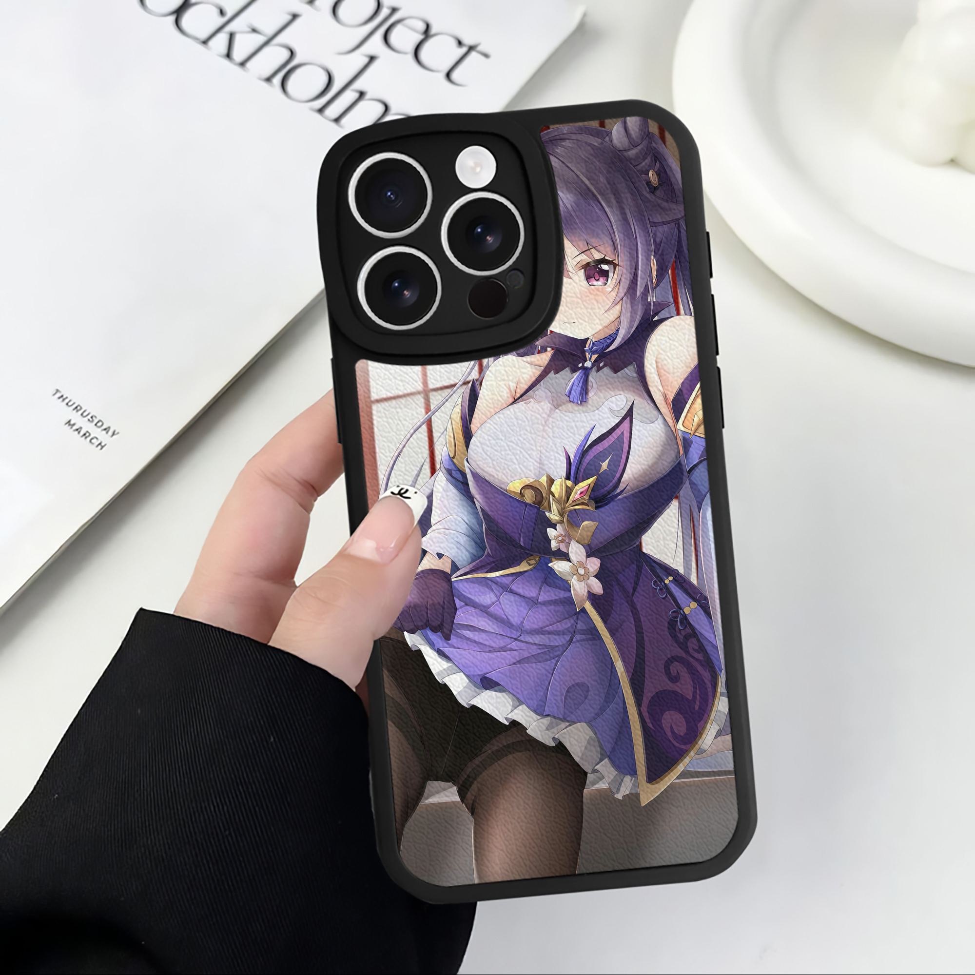 げんし神 genshin 【iPhone 16シリーズ対応】シリコンスマホケース（レザー調） 材質：シリコン