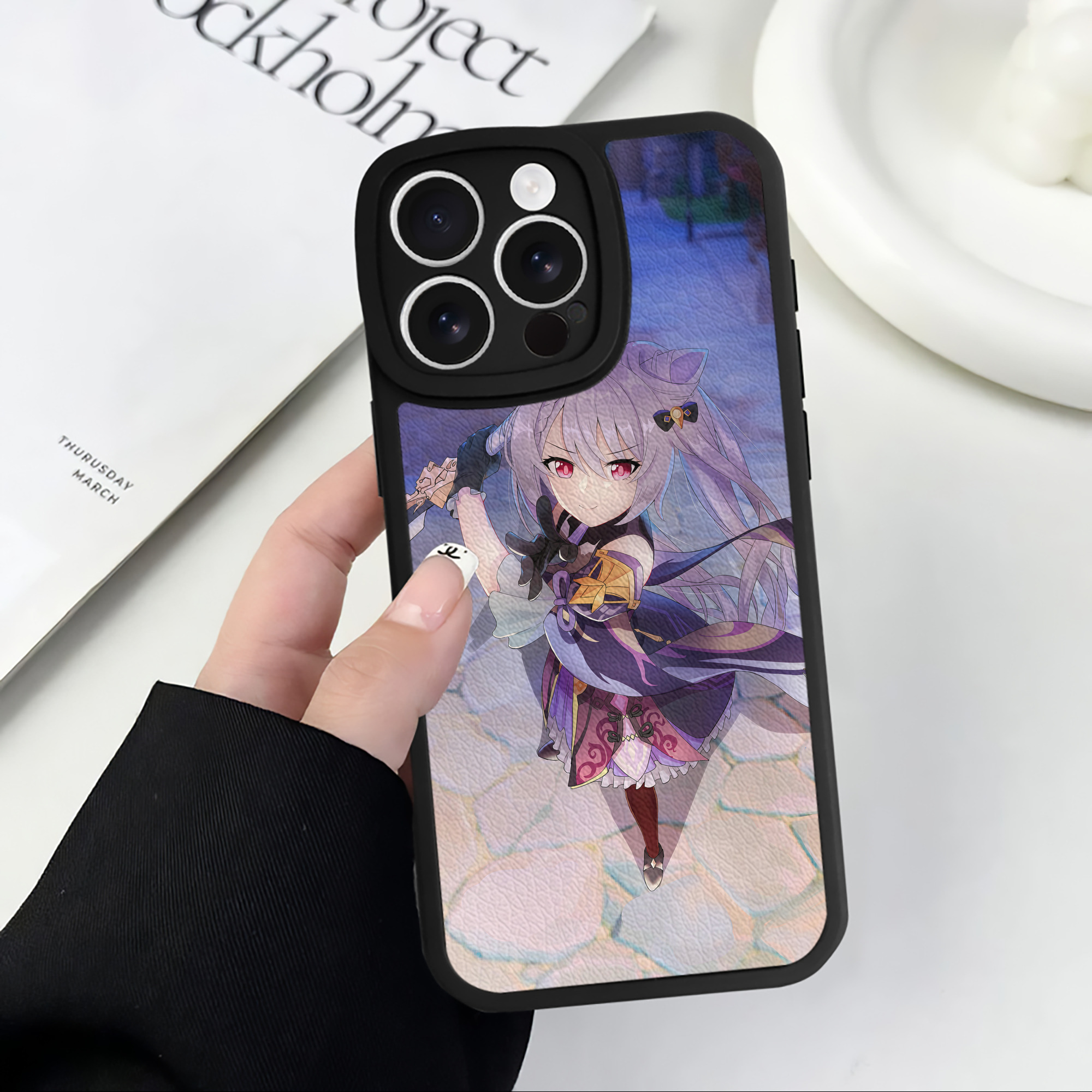 げんし神 genshin 【iPhone 16シリーズ対応】シリコンスマホケース（レザー調） 材質：シリコン