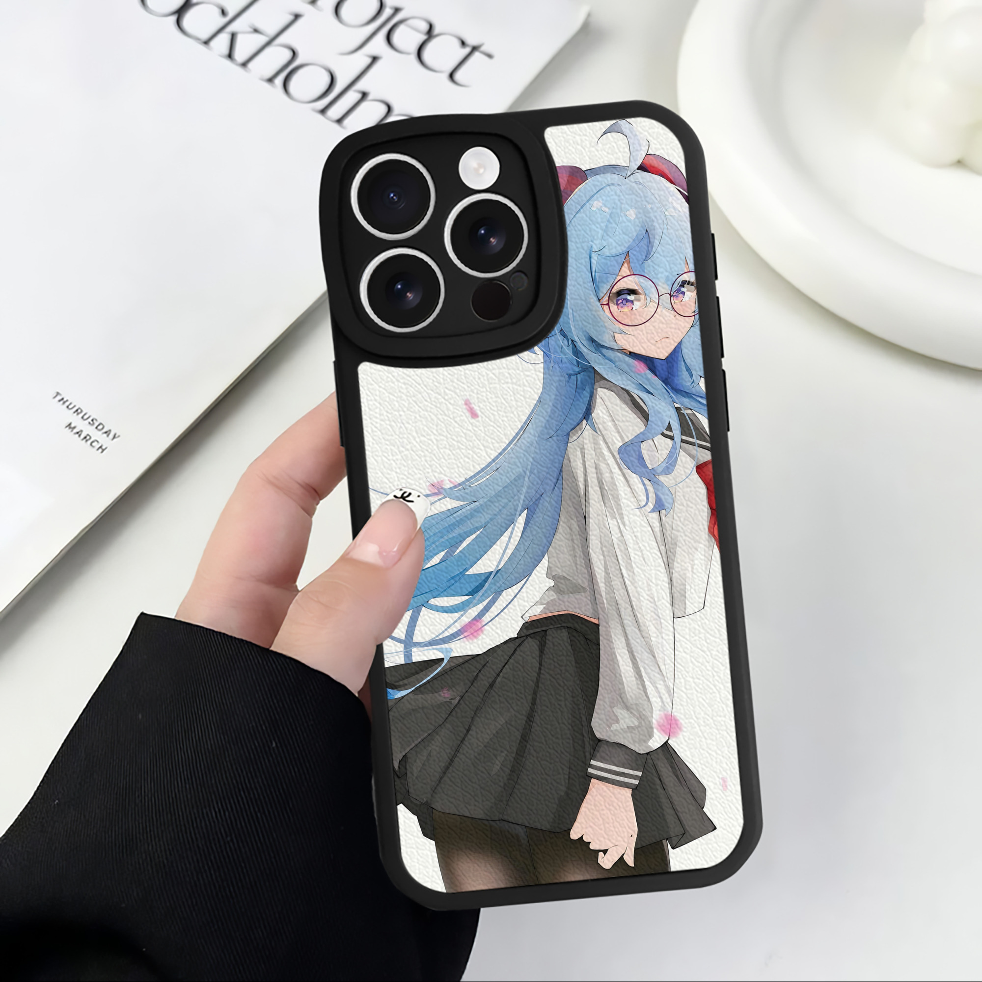 げんし神 genshin 【iPhone 16シリーズ対応】シリコンスマホケース（レザー調） 材質：シリコン