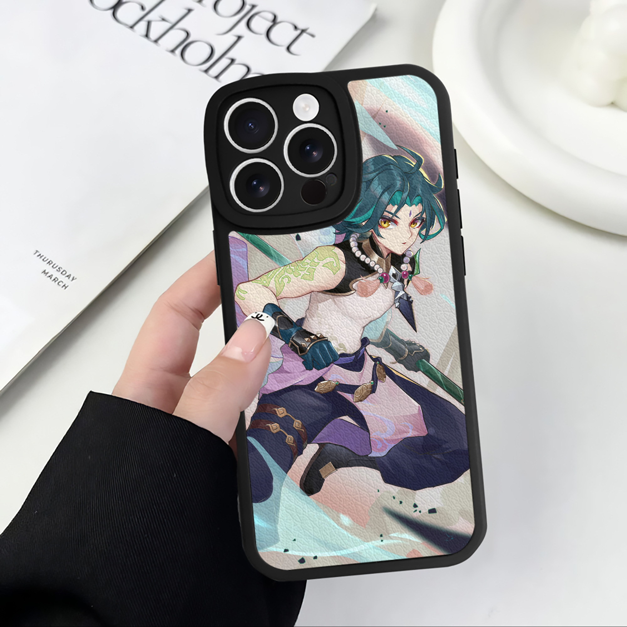 げんし神 genshin 【iPhone 16シリーズ対応】シリコンスマホケース（レザー調） 材質：シリコン