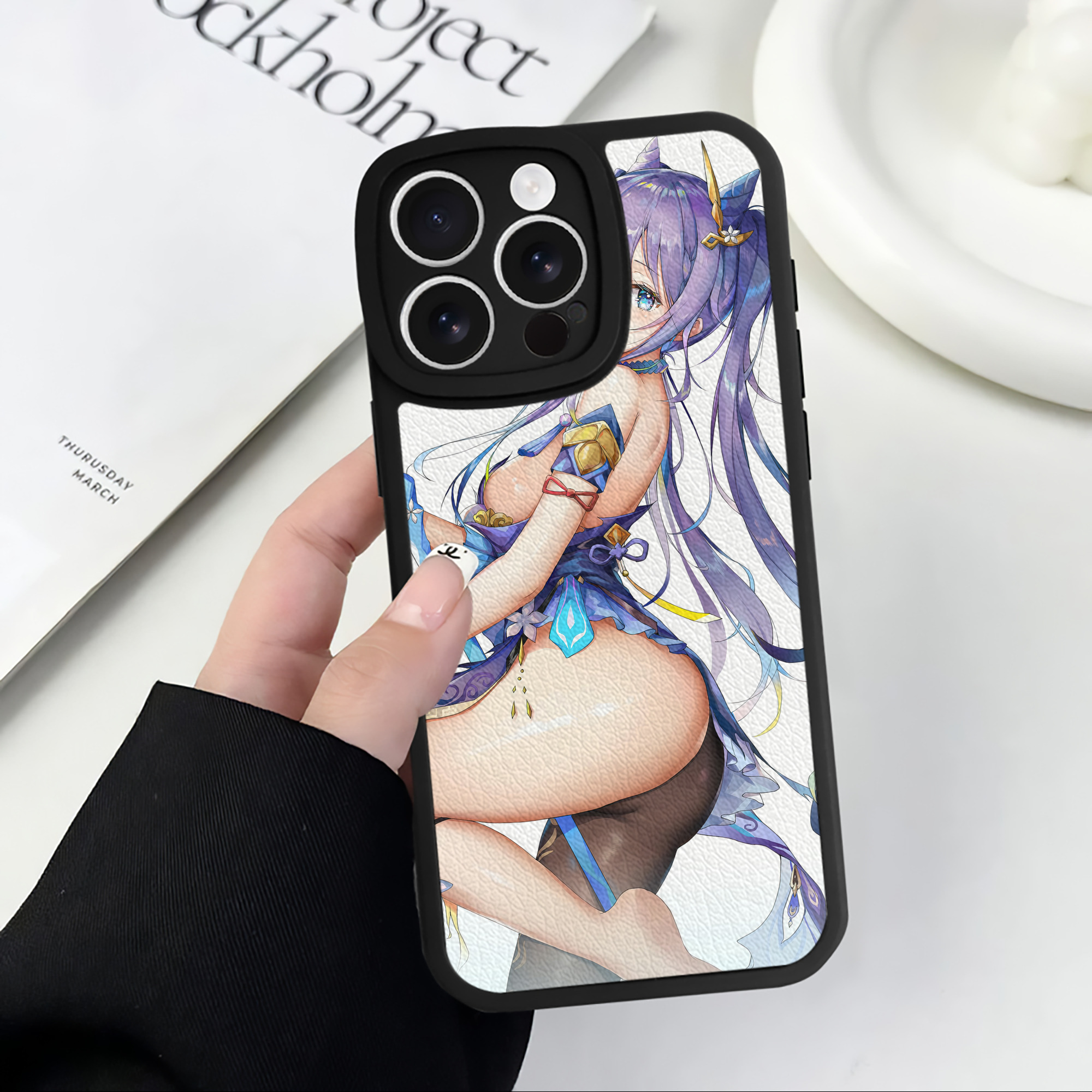 げんし神 genshin 【iPhone 16シリーズ対応】シリコンスマホケース（レザー調） 材質：シリコン