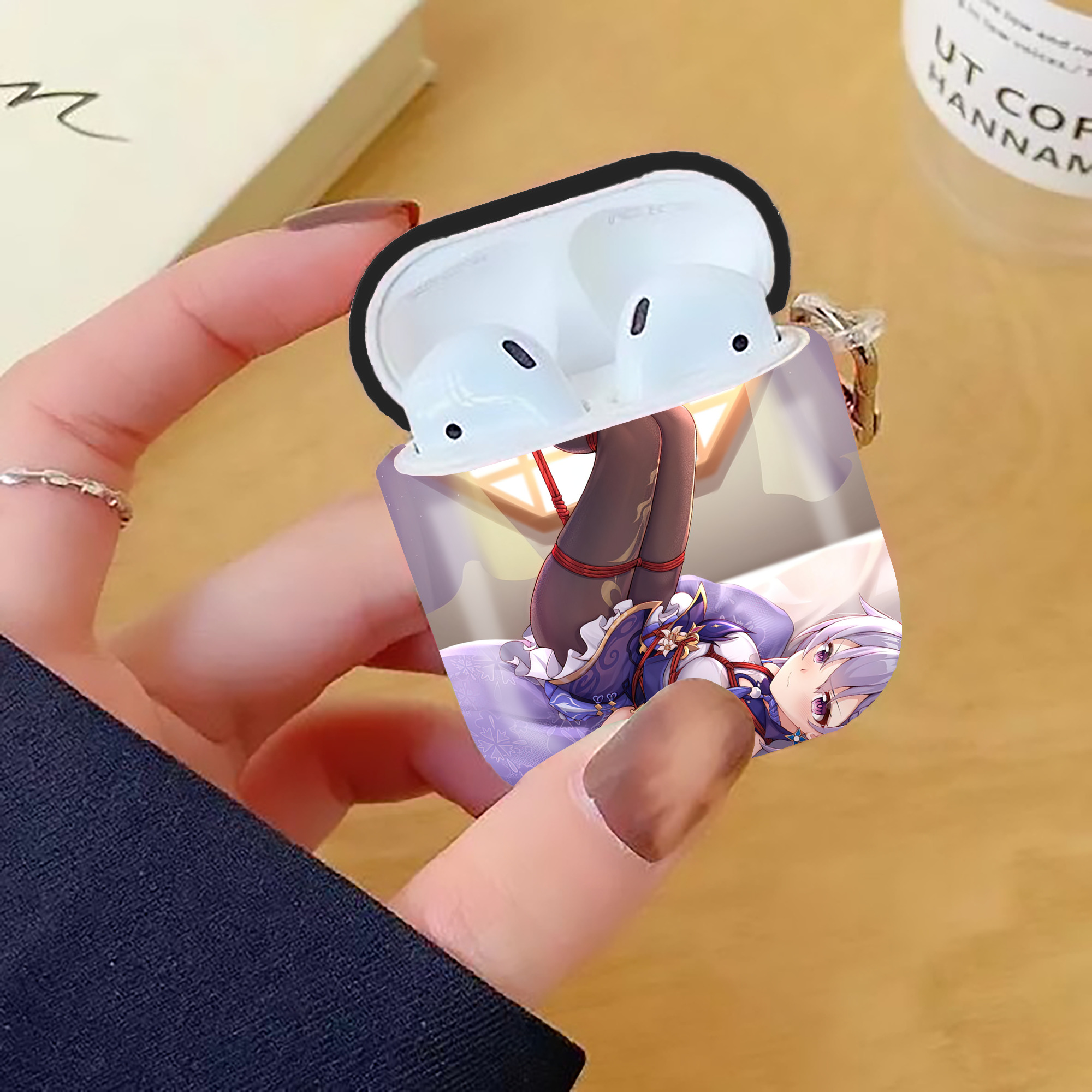 げんし神 genshin AirPods 第2世代保護ケース ハードシェル ブラック 耐衝撃・防指紋・カラビナ付き