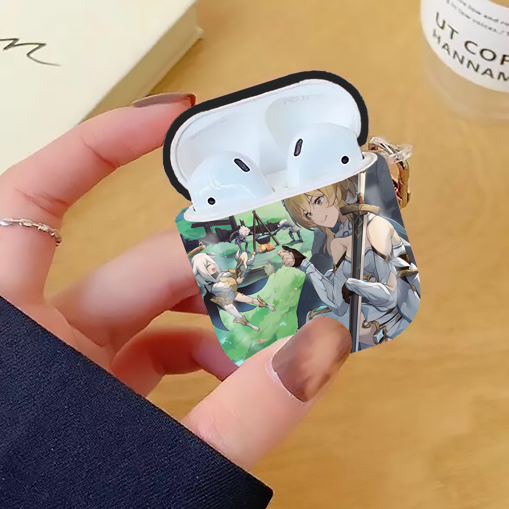 げんし神 genshin AirPods 第2世代保護ケース ハードシェル ブラック 耐衝撃・防指紋・カラビナ付き