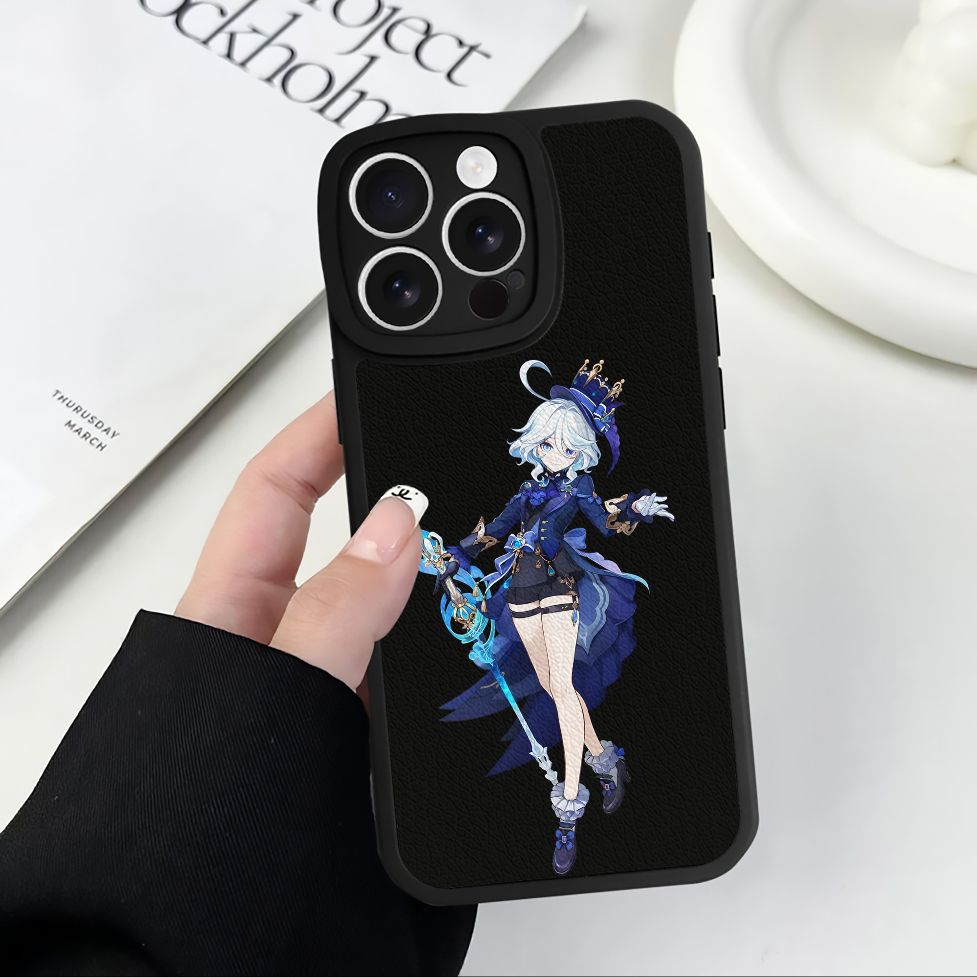 げんし神 フリーナ genshin Furina 【iPhone 16シリーズ対応】シリコンスマホケース（レザー調） 材質：シリコン