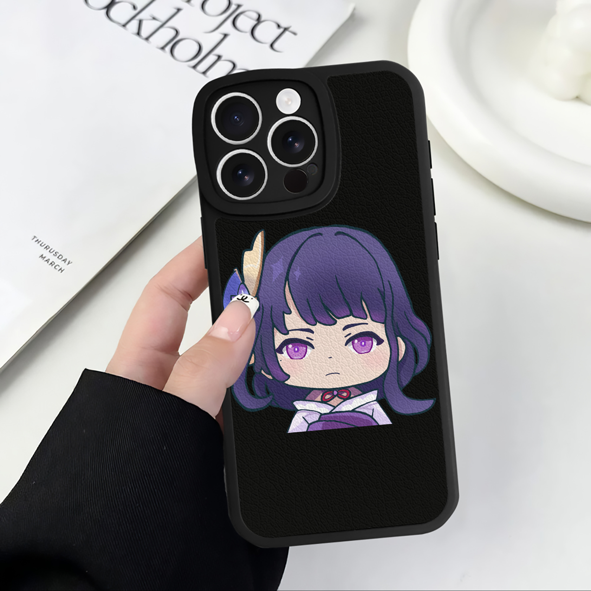 げんし神 雷電将軍 らいでんしょうぐん genshin Raiden Shogun 【iPhone 16シリーズ対応】シリコンスマホケース（レザー調） 材質：シリコン