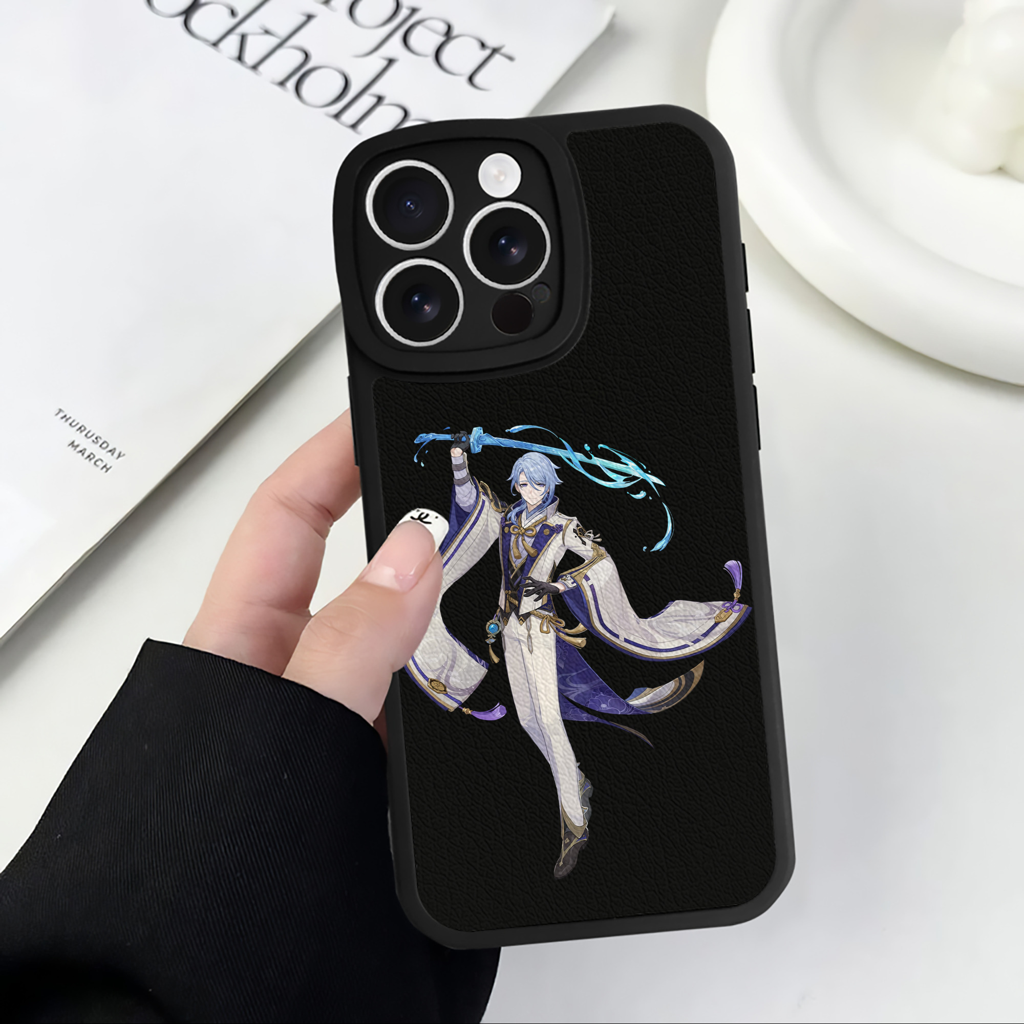 げんし神 神里綾人 かみさとあやと genshin Kamisato Ayato 【iPhone 16シリーズ対応】シリコンスマホケース（レザー調） 材質：シリコン