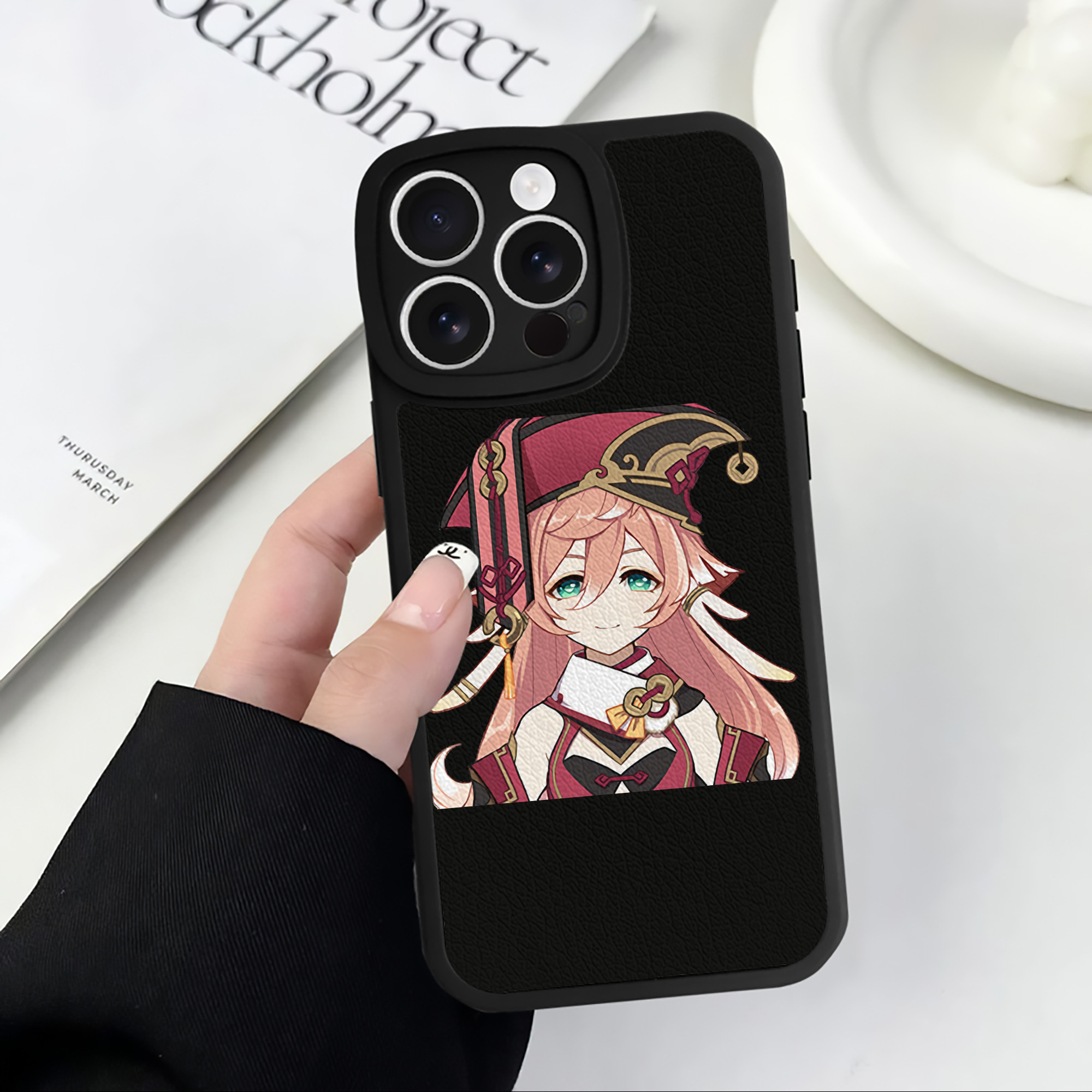 げんし神 ヤンフェイ genshin Yanfei 【iPhone 16シリーズ対応】シリコンスマホケース（レザー調） 材質：シリコン