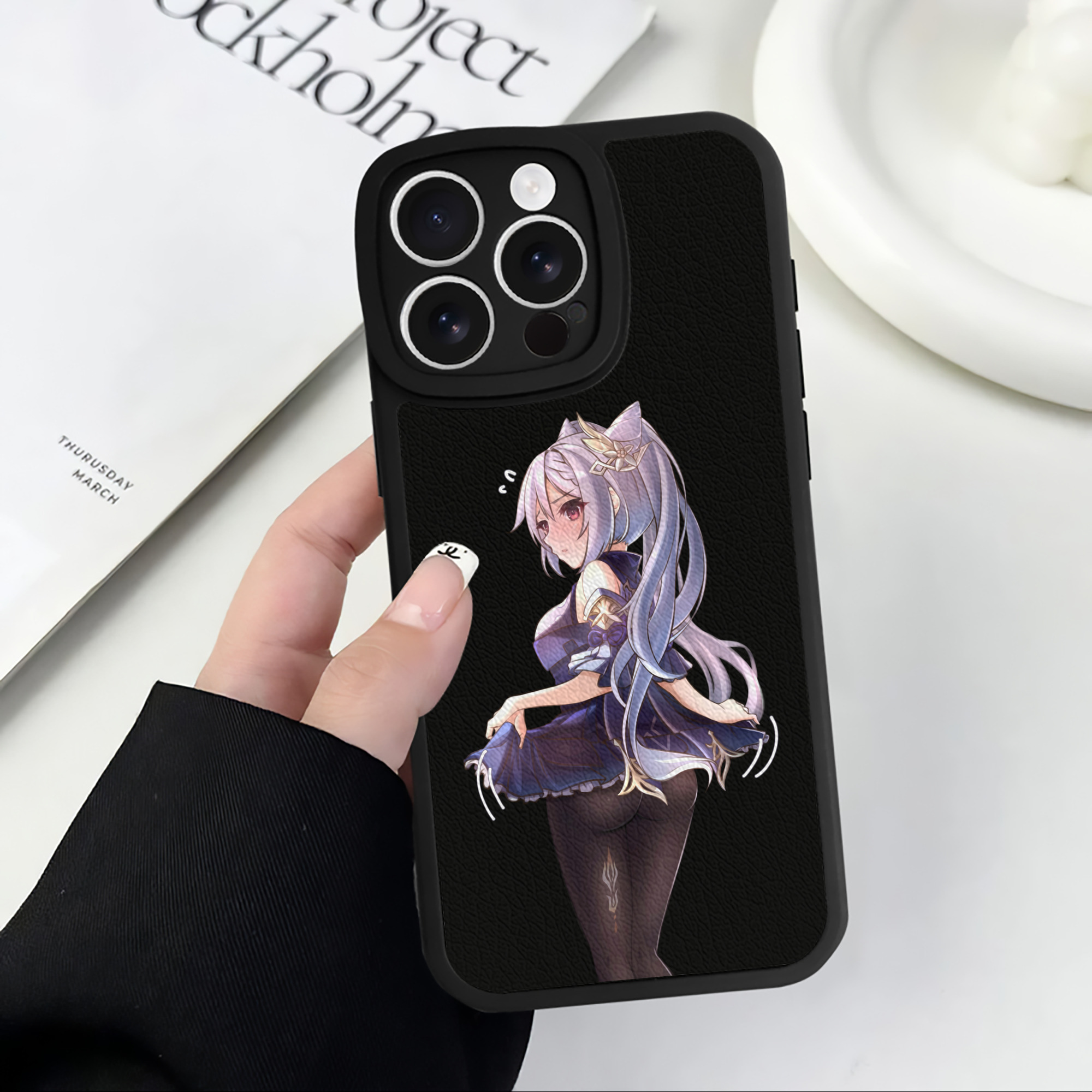 げんし神 刻晴 こくせい genshin Kokusei 【iPhone 16シリーズ対応】シリコンスマホケース（レザー調） 材質：シリコン