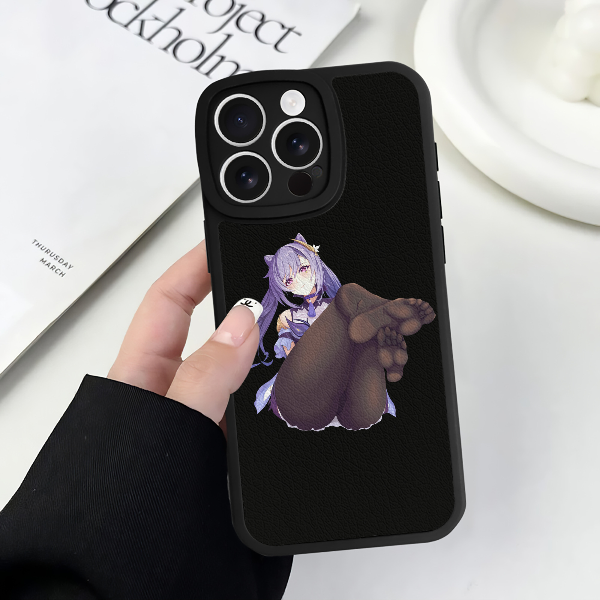 げんし神 刻晴 こくせい genshin Kokusei 【iPhone 16シリーズ対応】シリコンスマホケース（レザー調） 材質：シリコン