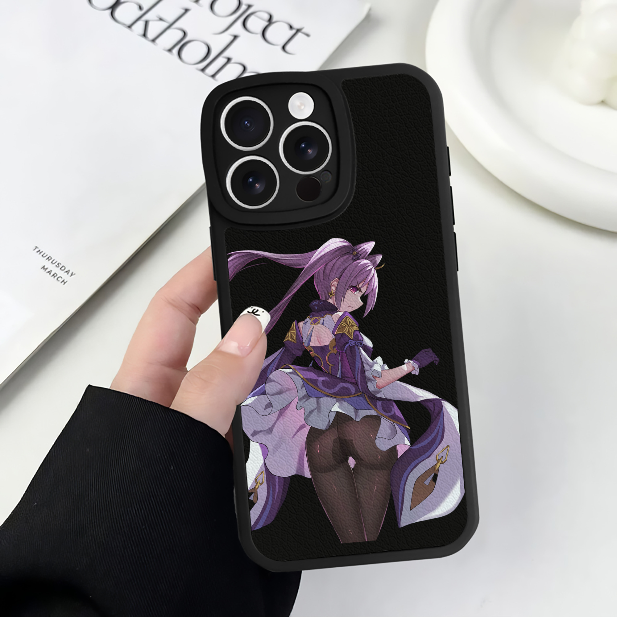 げんし神 刻晴 こくせい genshin Kokusei 【iPhone 16シリーズ対応】シリコンスマホケース（レザー調） 材質：シリコン