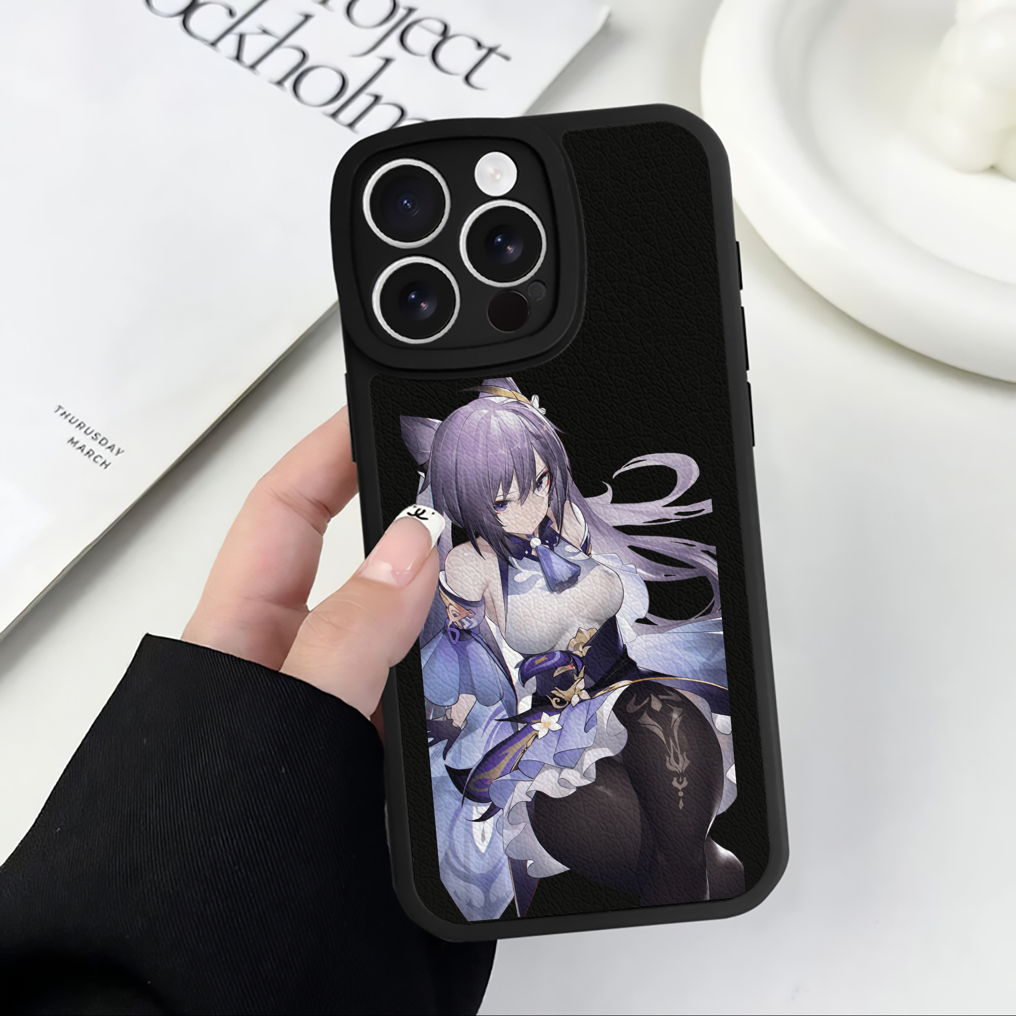 げんし神 刻晴 こくせい genshin Kokusei 【iPhone 16シリーズ対応】シリコンスマホケース（レザー調） 材質：シリコン