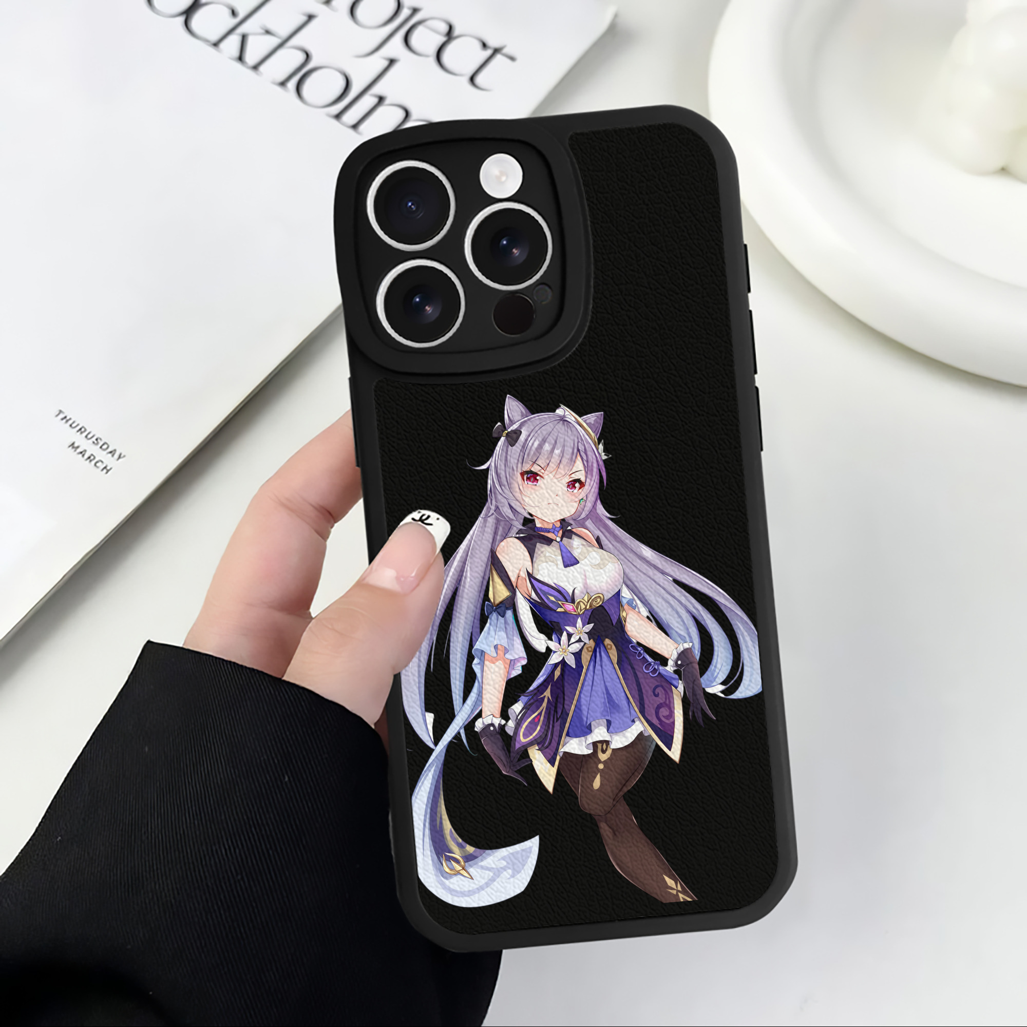 げんし神 刻晴 こくせい genshin Kokusei 【iPhone 16シリーズ対応】シリコンスマホケース（レザー調） 材質：シリコン