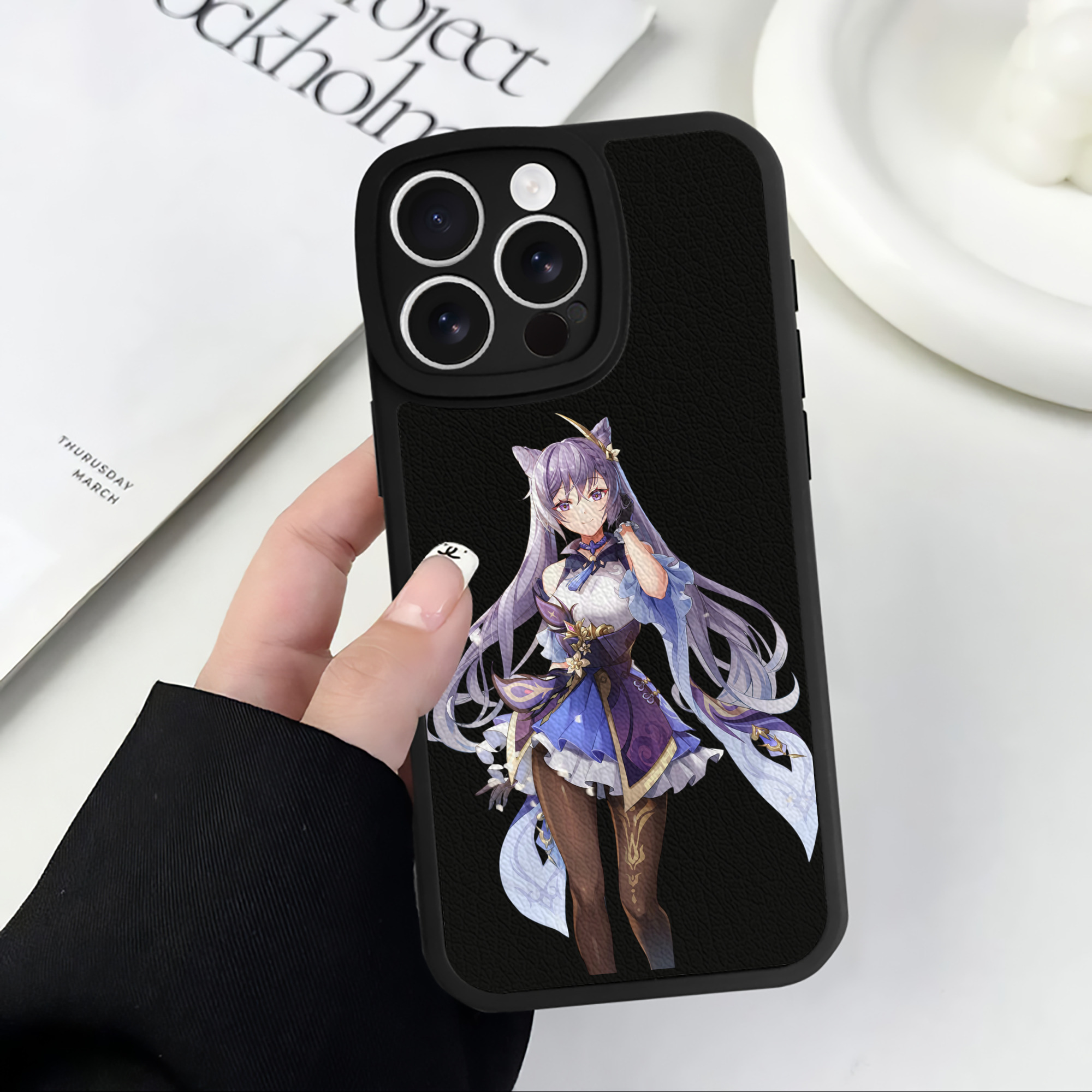 げんし神 刻晴 こくせい genshin Kokusei 【iPhone 16シリーズ対応】シリコンスマホケース（レザー調） 材質：シリコン