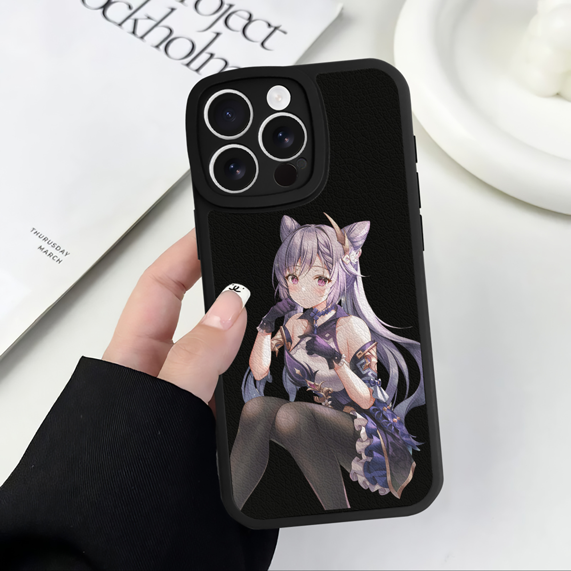 げんし神 刻晴 こくせい genshin Kokusei 【iPhone 16シリーズ対応】シリコンスマホケース（レザー調） 材質：シリコン