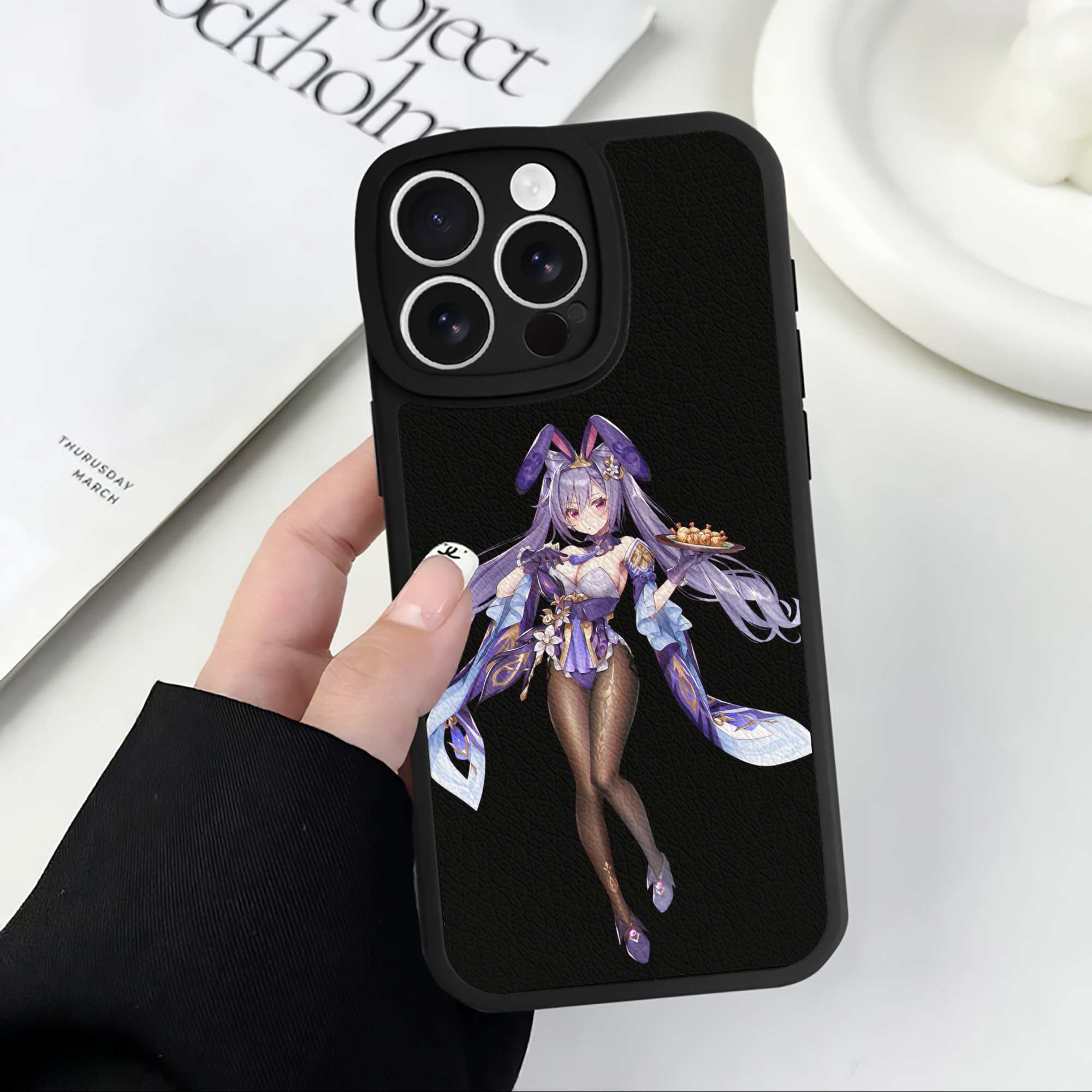 げんし神 刻晴 こくせい genshin Kokusei 【iPhone 16シリーズ対応】シリコンスマホケース（レザー調） 材質：シリコン