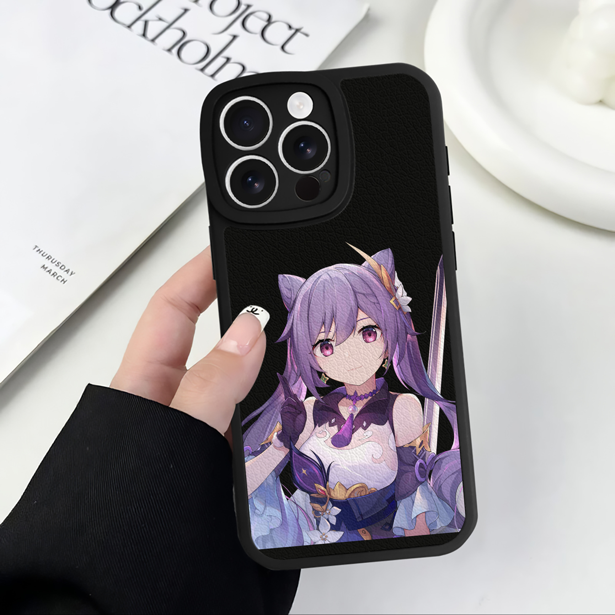 げんし神 刻晴 こくせい genshin Kokusei 【iPhone 16シリーズ対応】シリコンスマホケース（レザー調） 材質：シリコン