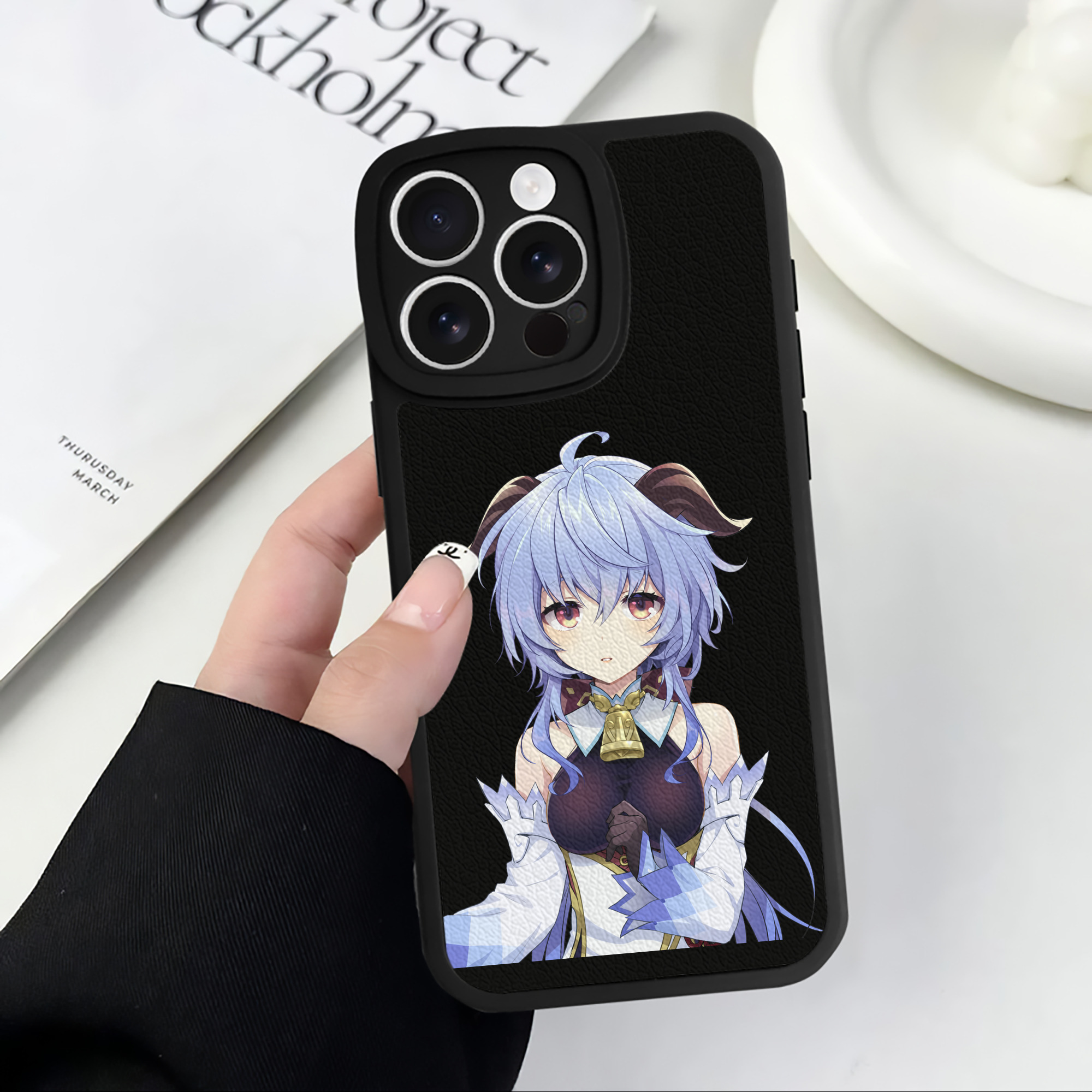 げんし神 甘雨 かんう genshin Ganyu 【iPhone 16シリーズ対応】シリコンスマホケース（レザー調） 材質：シリコン