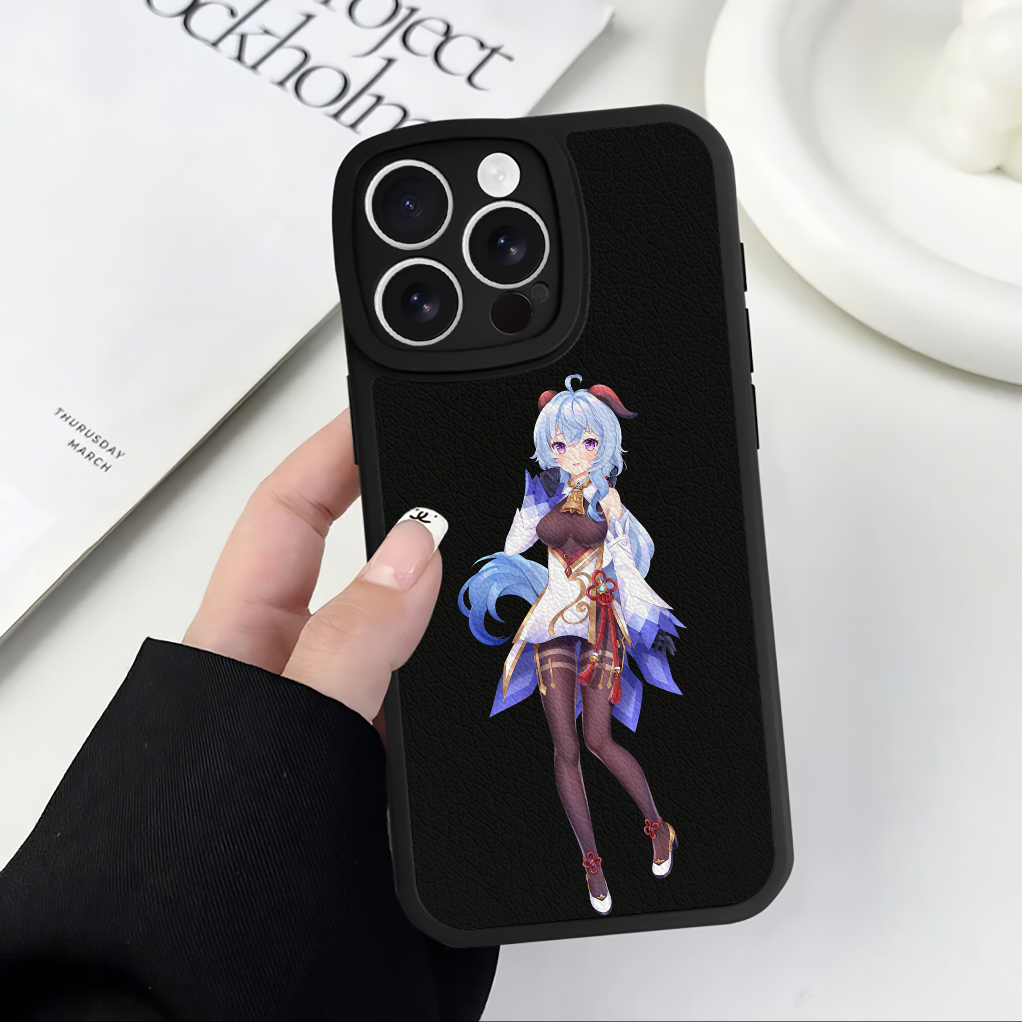 げんし神 甘雨 かんう genshin Ganyu 【iPhone 16シリーズ対応】シリコンスマホケース（レザー調） 材質：シリコン