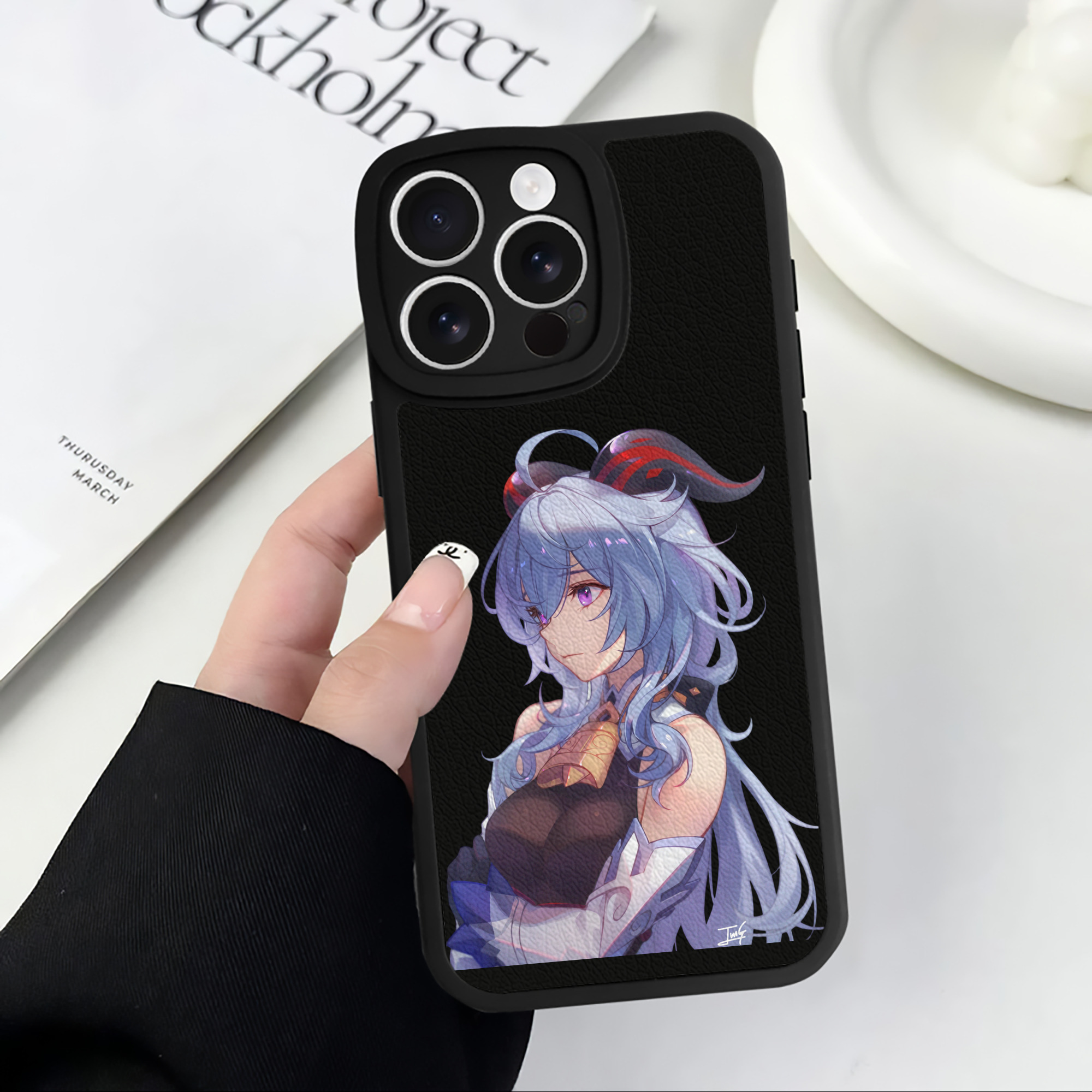 げんし神 甘雨 かんう genshin Ganyu 【iPhone 16シリーズ対応】シリコンスマホケース（レザー調） 材質：シリコン