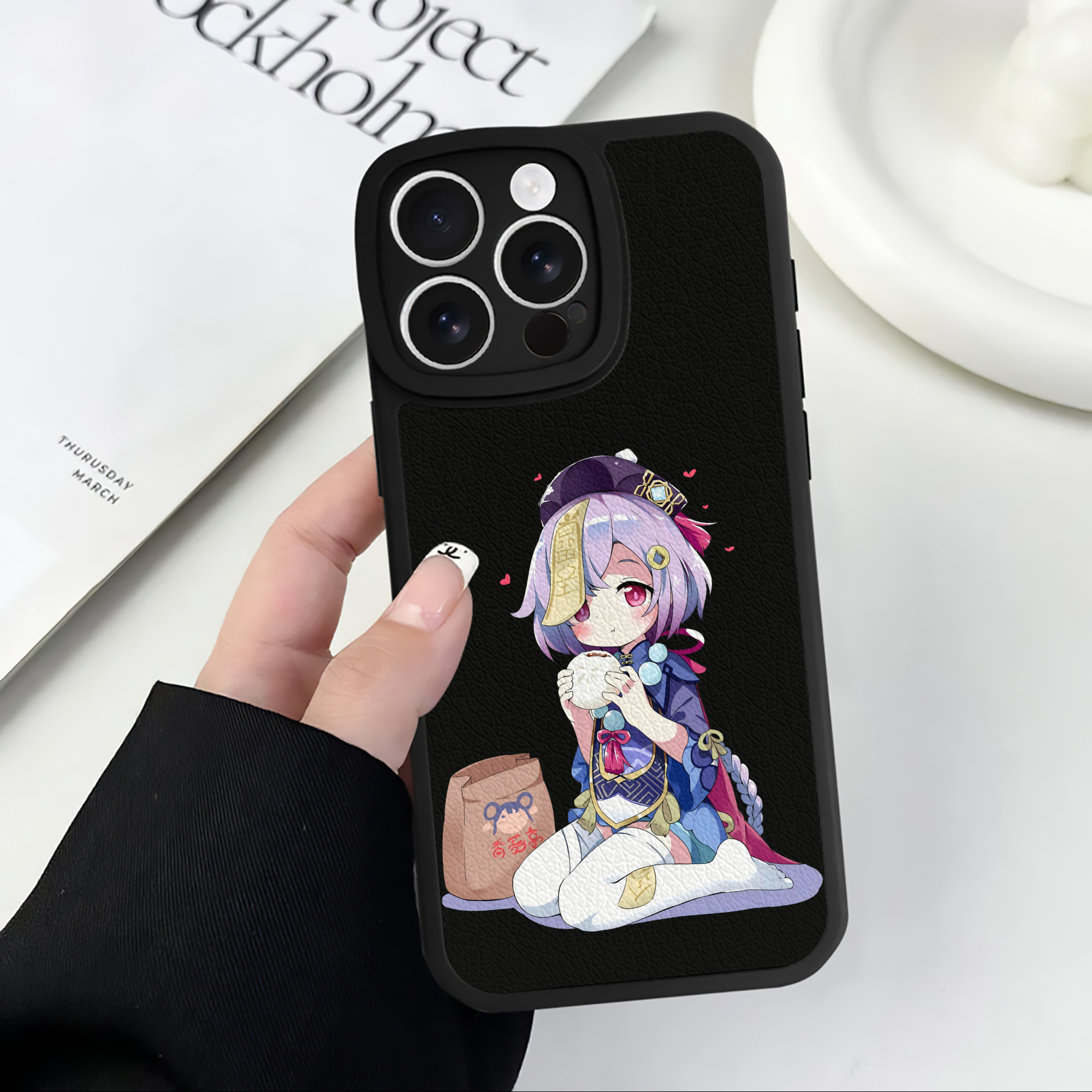 げんし神 七七 なな  genshin Nana 【iPhone 16シリーズ対応】シリコンスマホケース（レザー調） 材質：シリコン