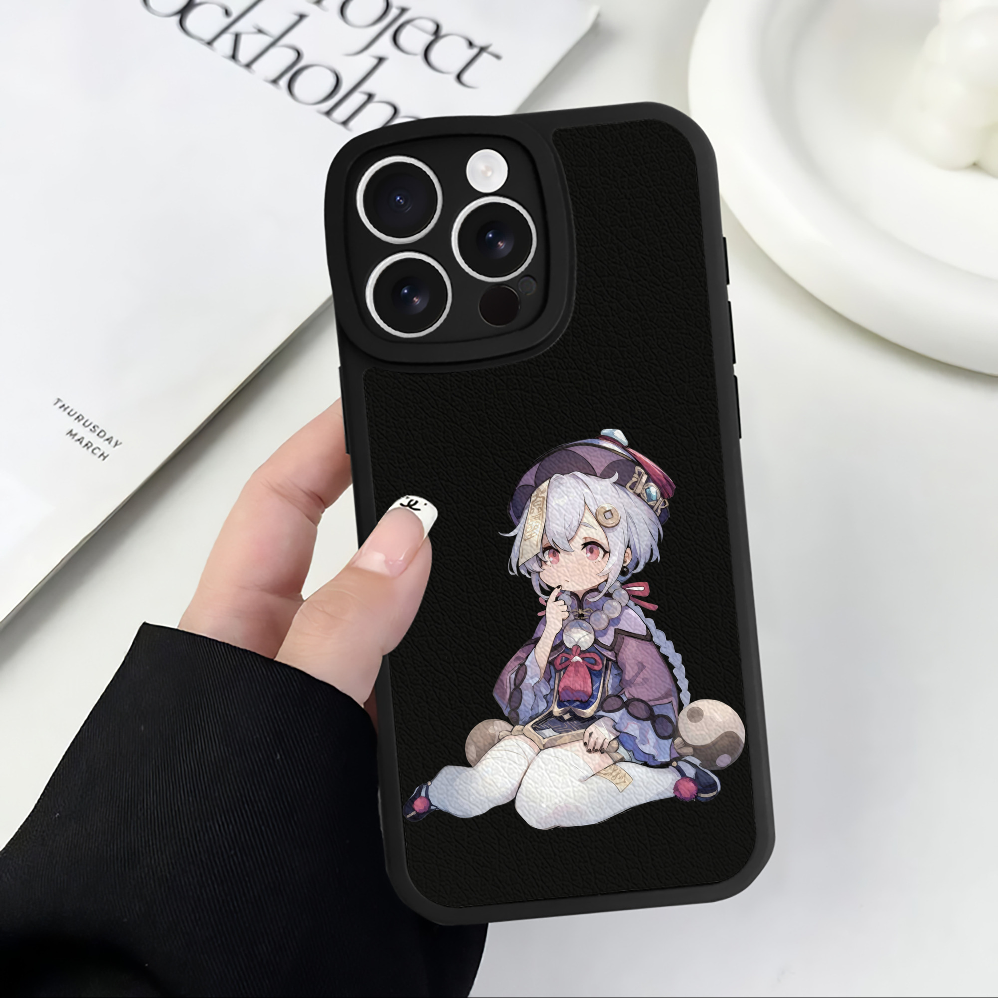 げんし神 七七 なな  genshin Nana 【iPhone 16シリーズ対応】シリコンスマホケース（レザー調） 材質：シリコン