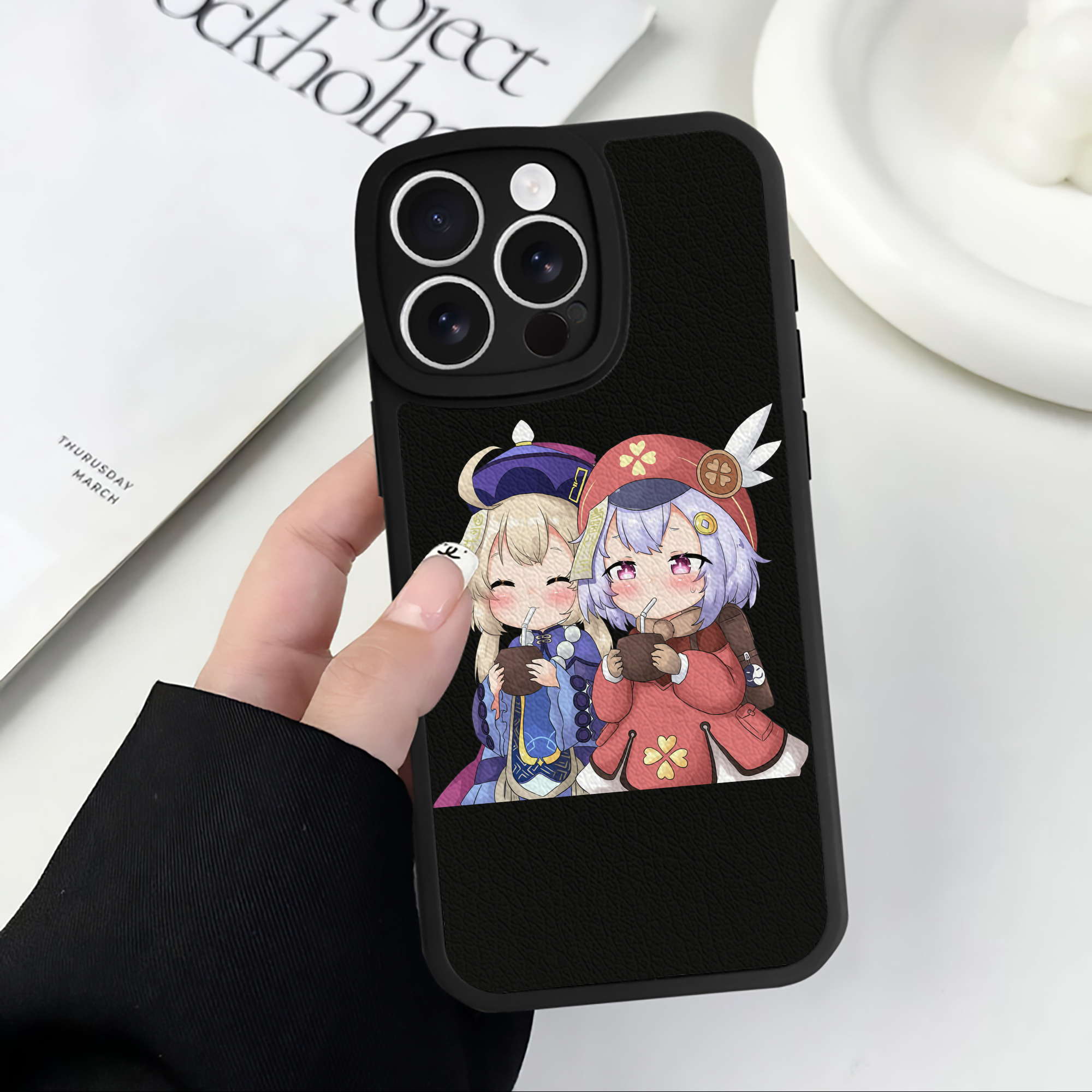 げんし神 七七 なな  genshin Nana 【iPhone 16シリーズ対応】シリコンスマホケース（レザー調） 材質：シリコン