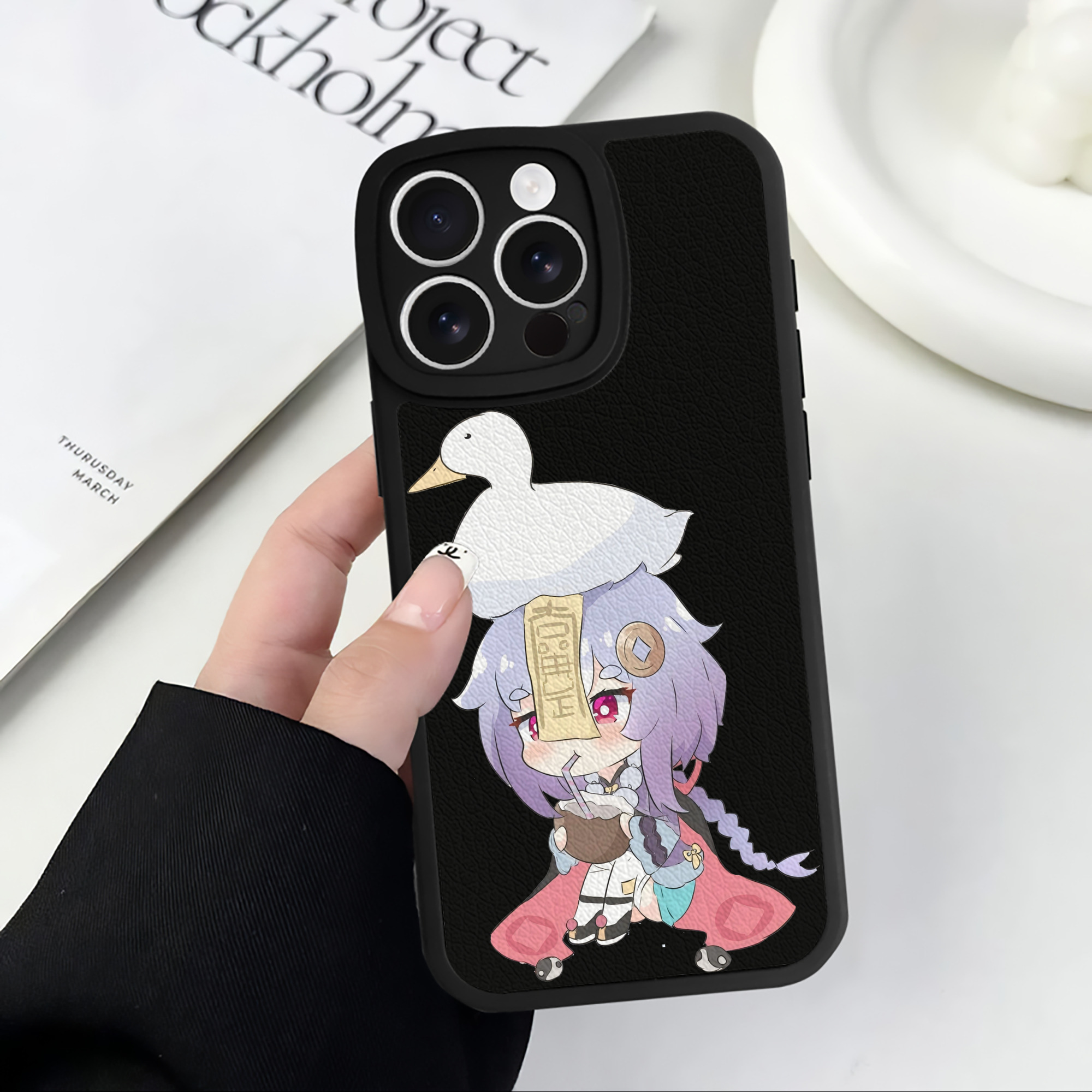 げんし神 七七 なな  genshin Nana 【iPhone 16シリーズ対応】シリコンスマホケース（レザー調） 材質：シリコン