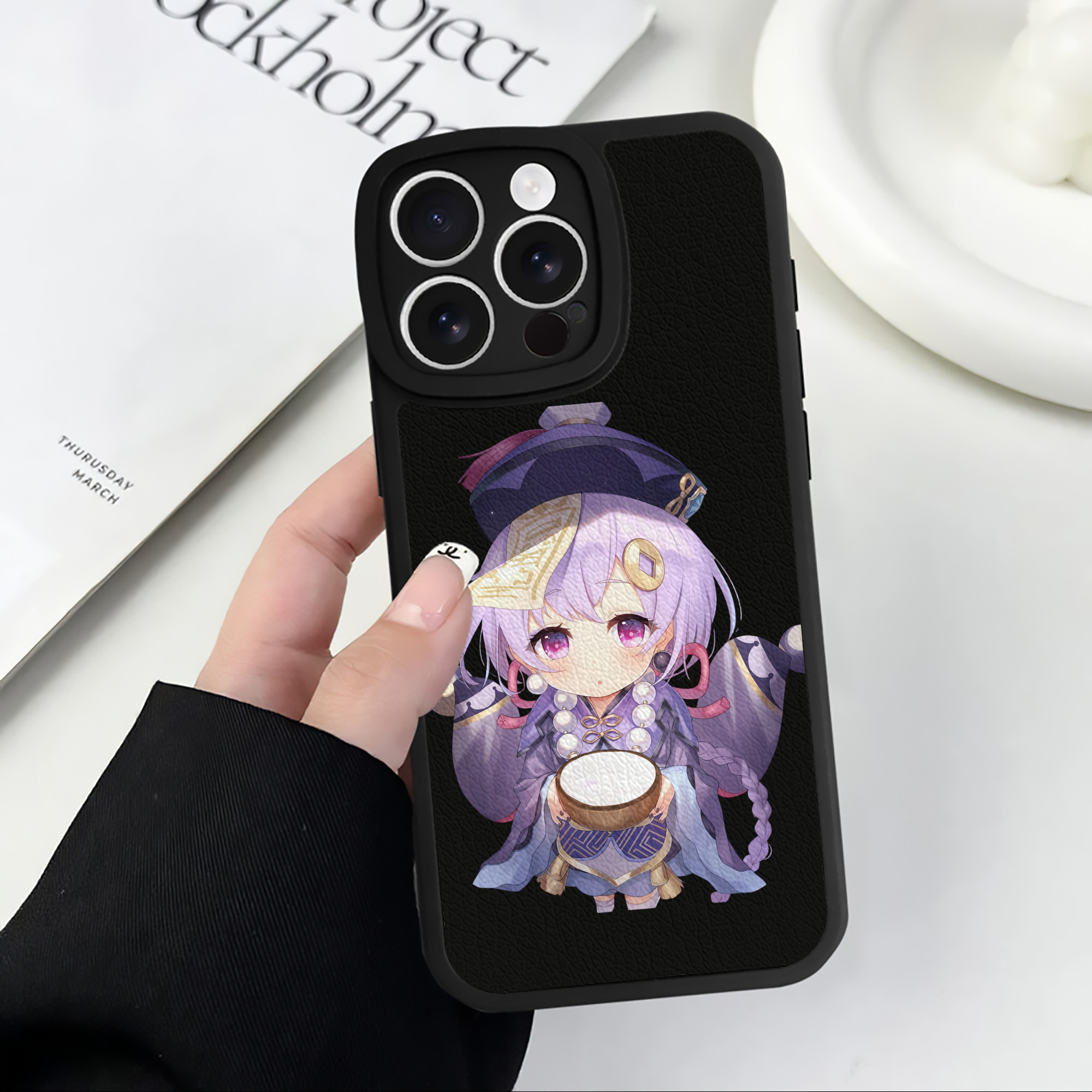 げんし神 七七 なな  genshin Nana 【iPhone 16シリーズ対応】シリコンスマホケース（レザー調） 材質：シリコン