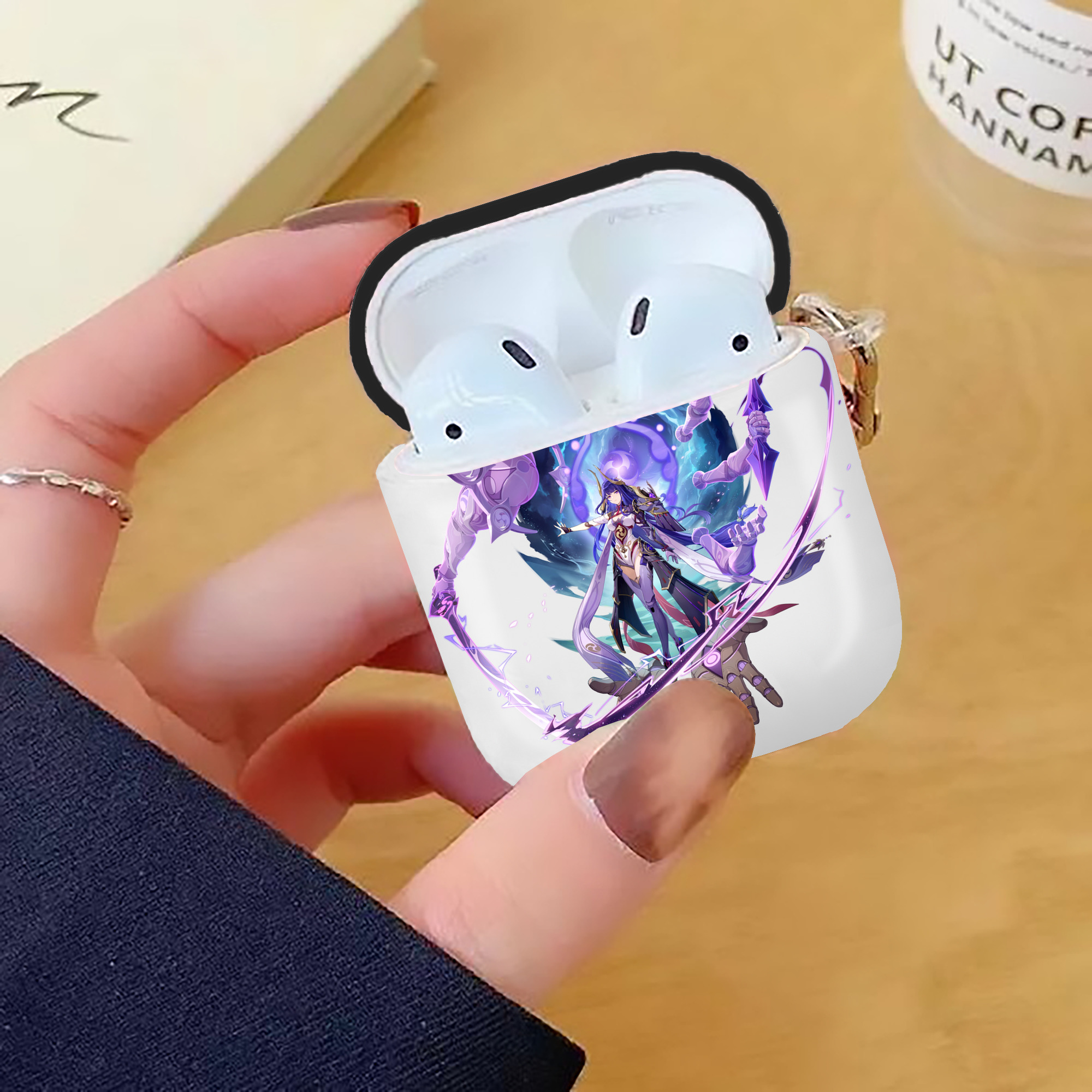 げんし神 雷電将軍 らいでんしょうぐん genshin Raiden Shogun AirPods 第2世代保護ケース ハードシェル ブラック 耐衝撃・防指紋・カラビナ付き