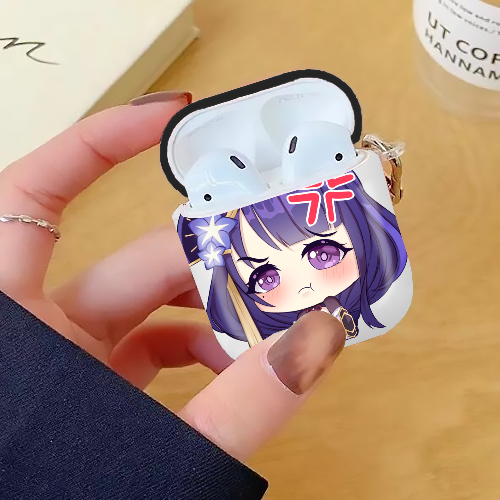 げんし神 雷電将軍 らいでんしょうぐん genshin Raiden Shogun AirPods 第2世代保護ケース ハードシェル ブラック 耐衝撃・防指紋・カラビナ付き