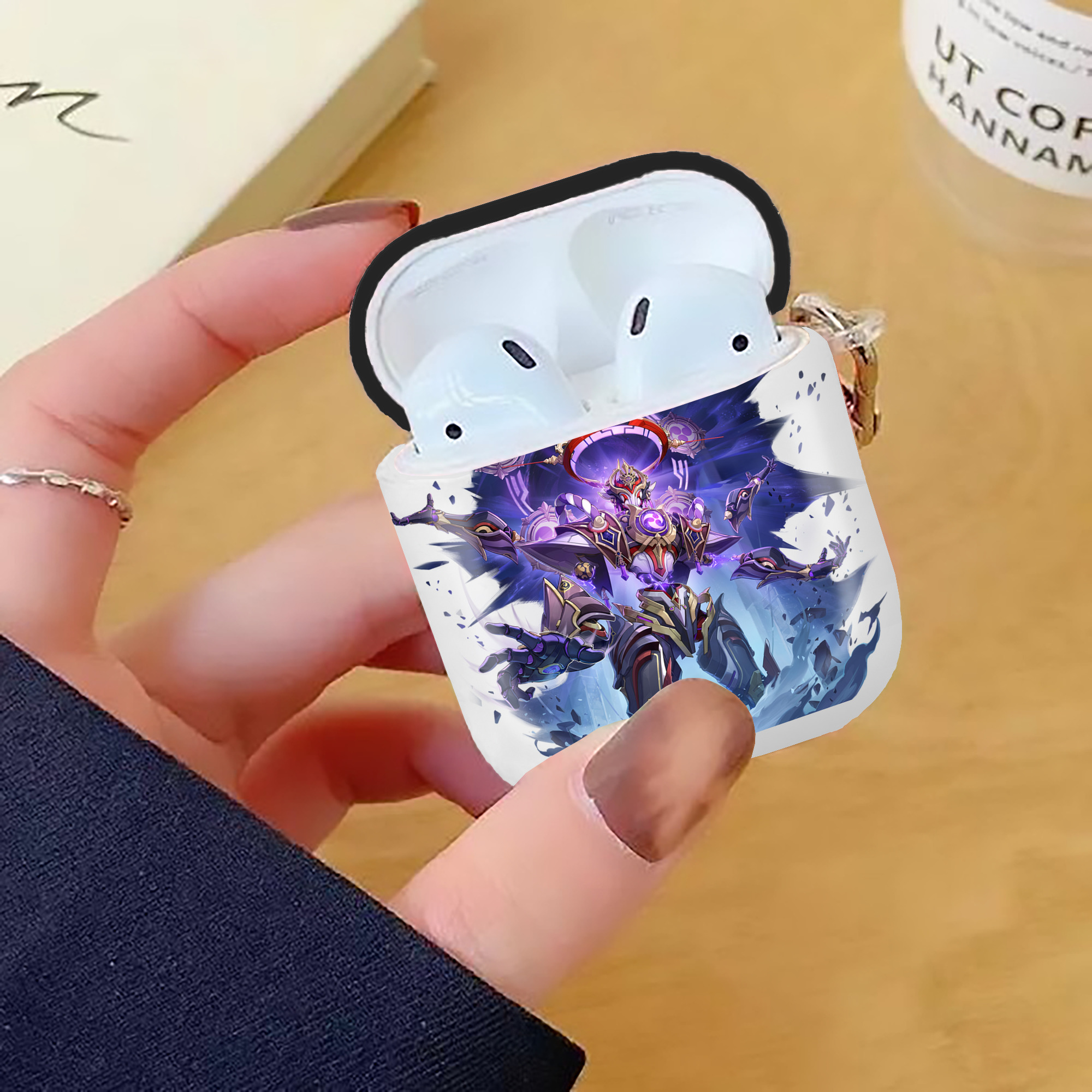 げんし神 さんペい genshin Sanpei AirPods 第2世代保護ケース ハードシェル ブラック 耐衝撃・防指紋・カラビナ付き