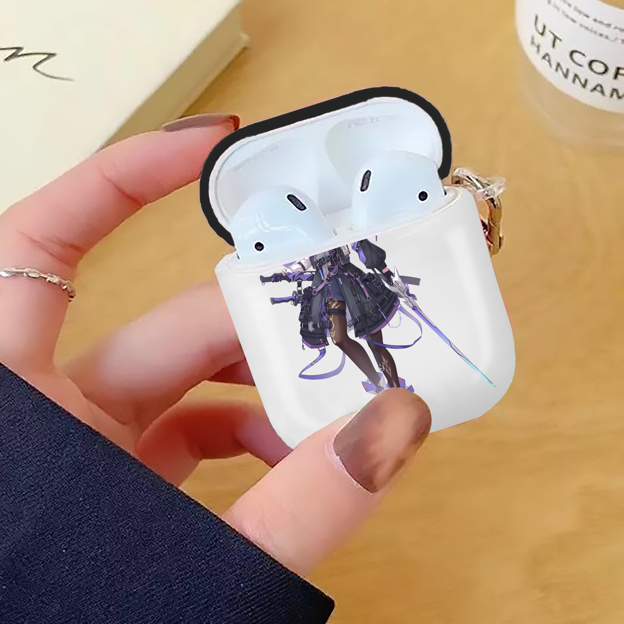 げんし神 刻晴 こくせい genshin Kokusei AirPods 第2世代保護ケース ハードシェル ブラック 耐衝撃・防指紋・カラビナ付き