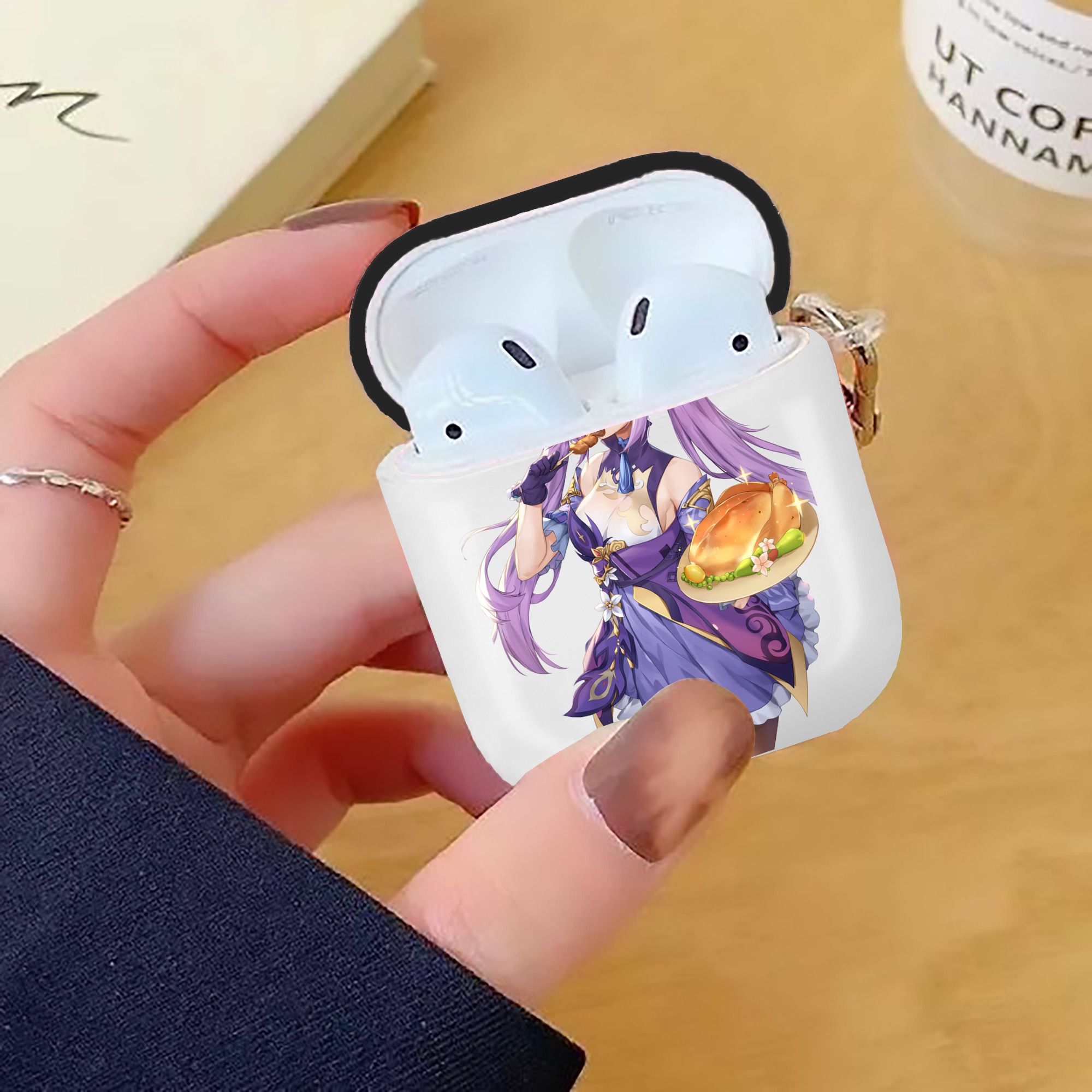 げんし神 刻晴 こくせい genshin Kokusei AirPods 第2世代保護ケース ハードシェル ブラック 耐衝撃・防指紋・カラビナ付き